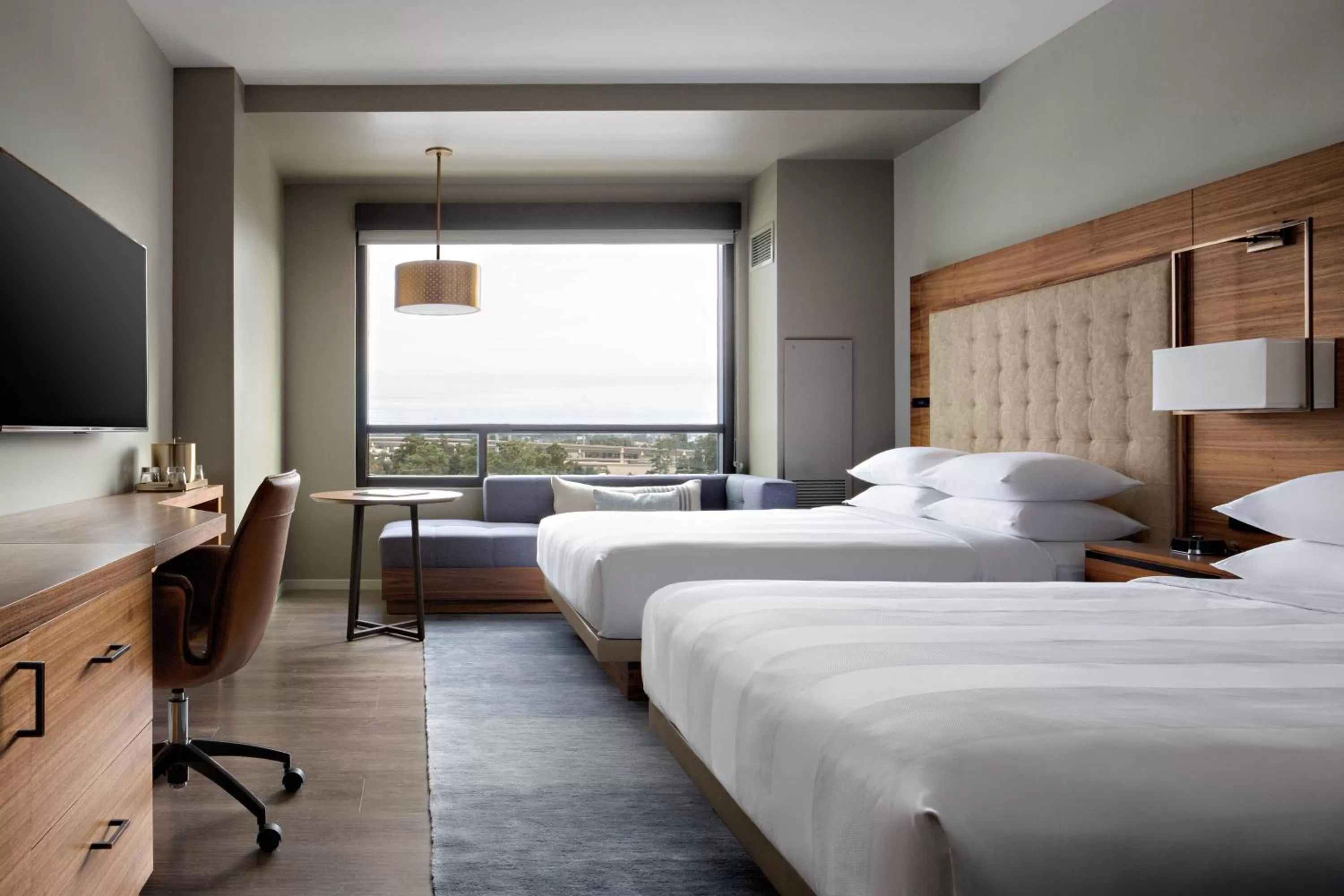 Photo of the whole room, Bed in Houston CityPlace Marriott at Springwoods Village