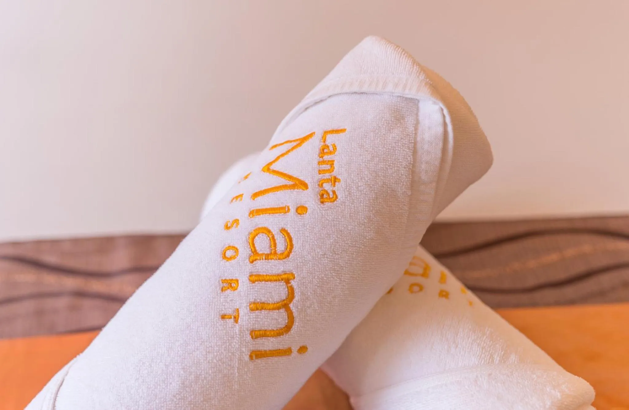 Decorative detail, Bed in Lanta Miami Resort - SHA Extra Plus