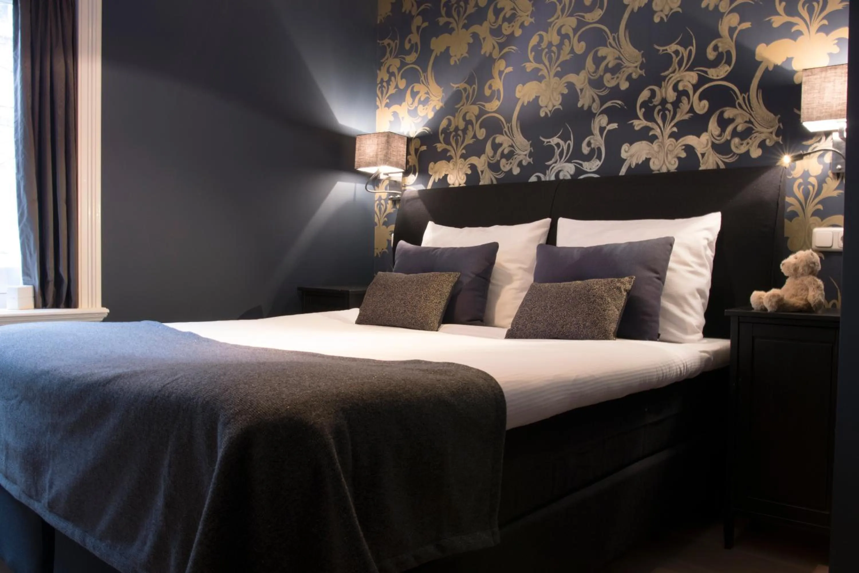 Comfort Double Room with Shower in Grand Canal Boutique Hotel