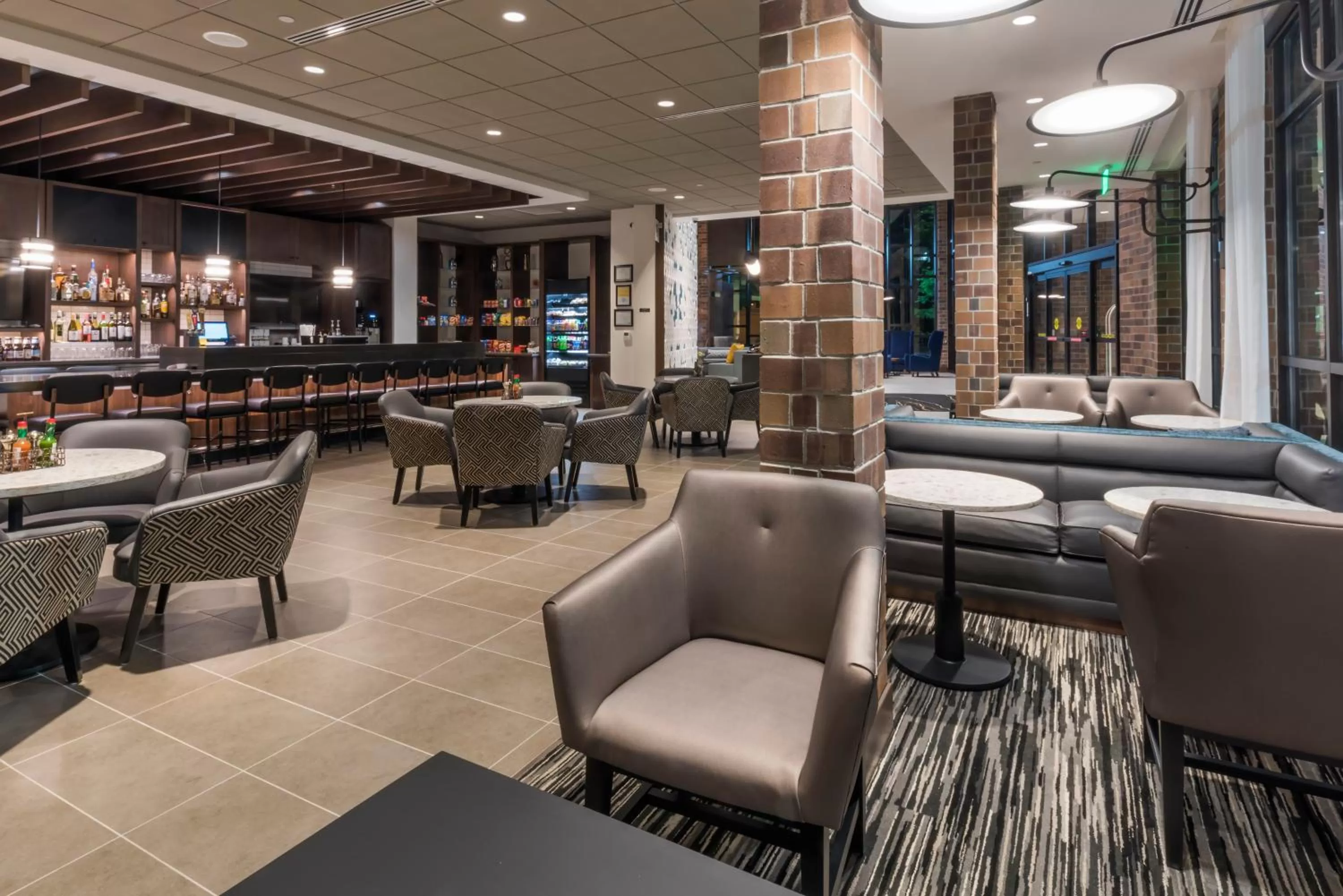 Lounge or bar in Hyatt Place Boise/Downtown