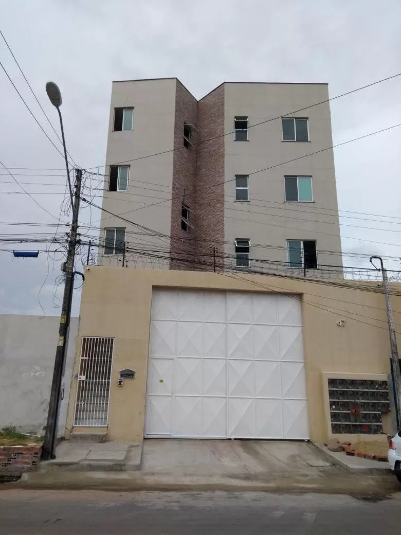 Facade/entrance, Property Building in Fortal Flat