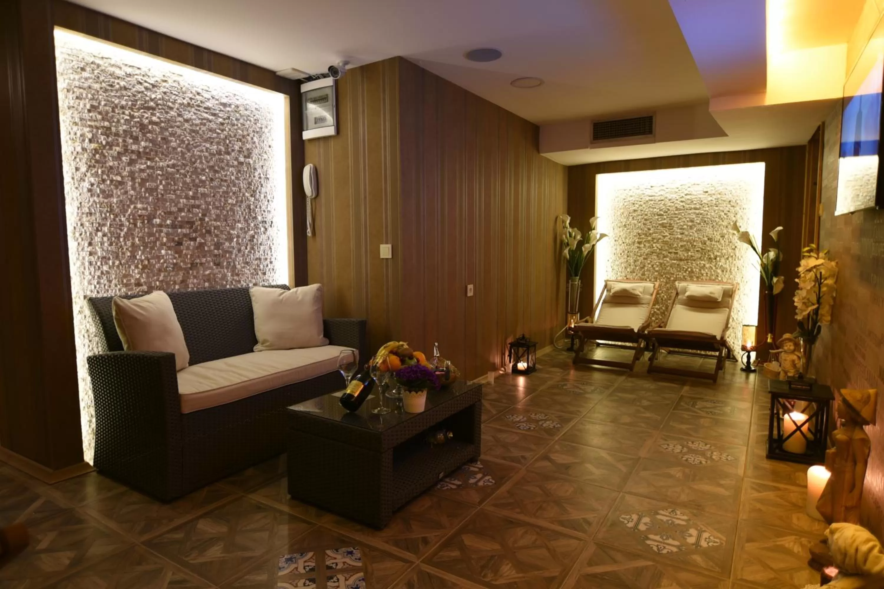 Activities in Diamond Royal Hotel