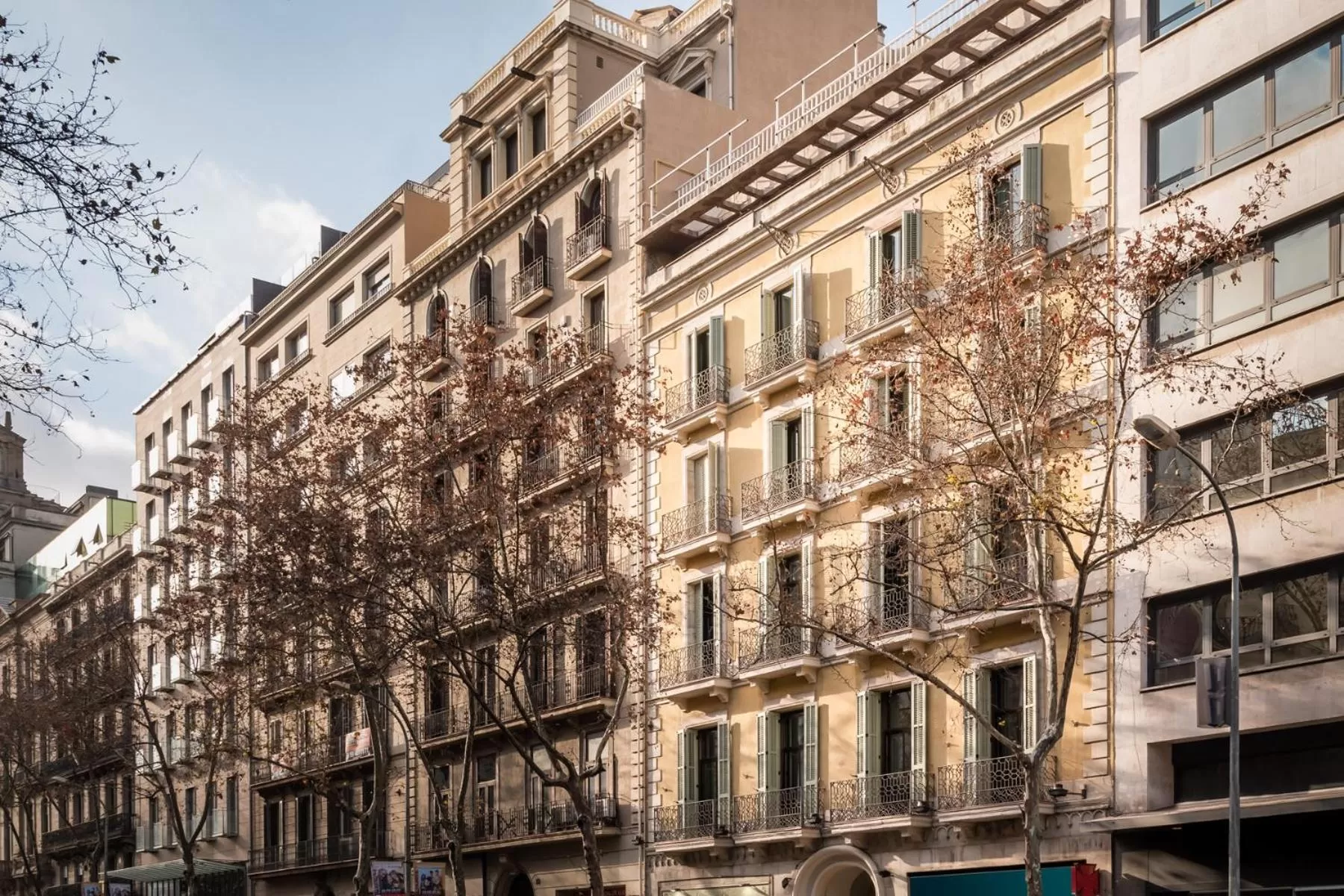 Property building in BYPILLOW Mothern