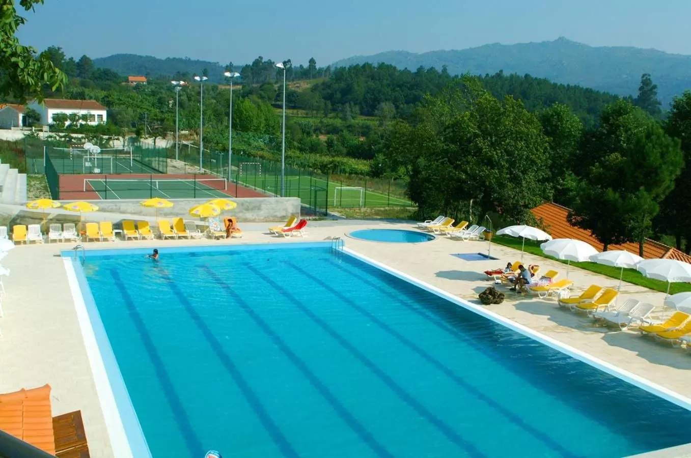 Swimming pool in Hotel Rural de Charme Maria da Fonte