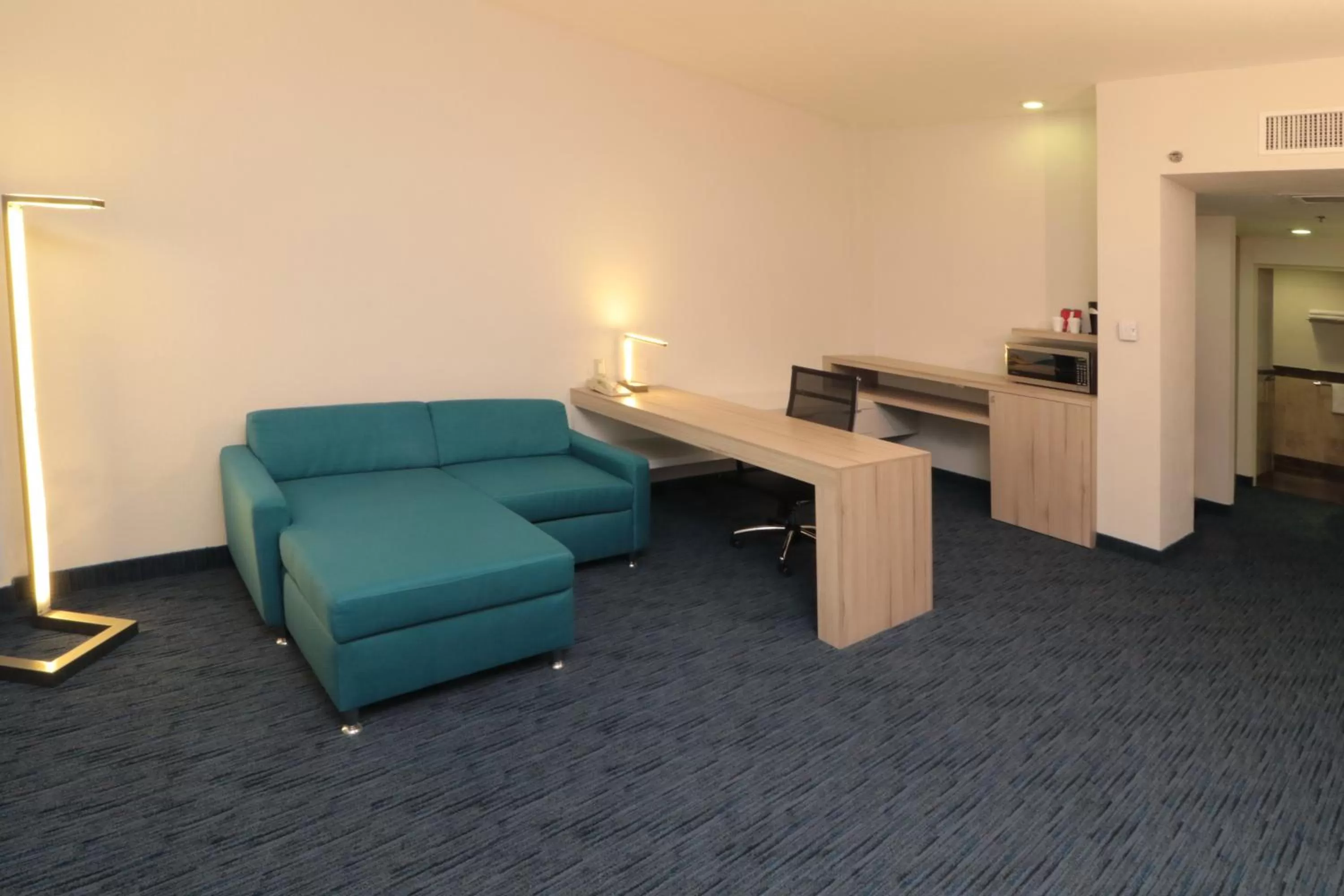 Photo of the whole room in Holiday Inn Express San Luis Potosí by IHG