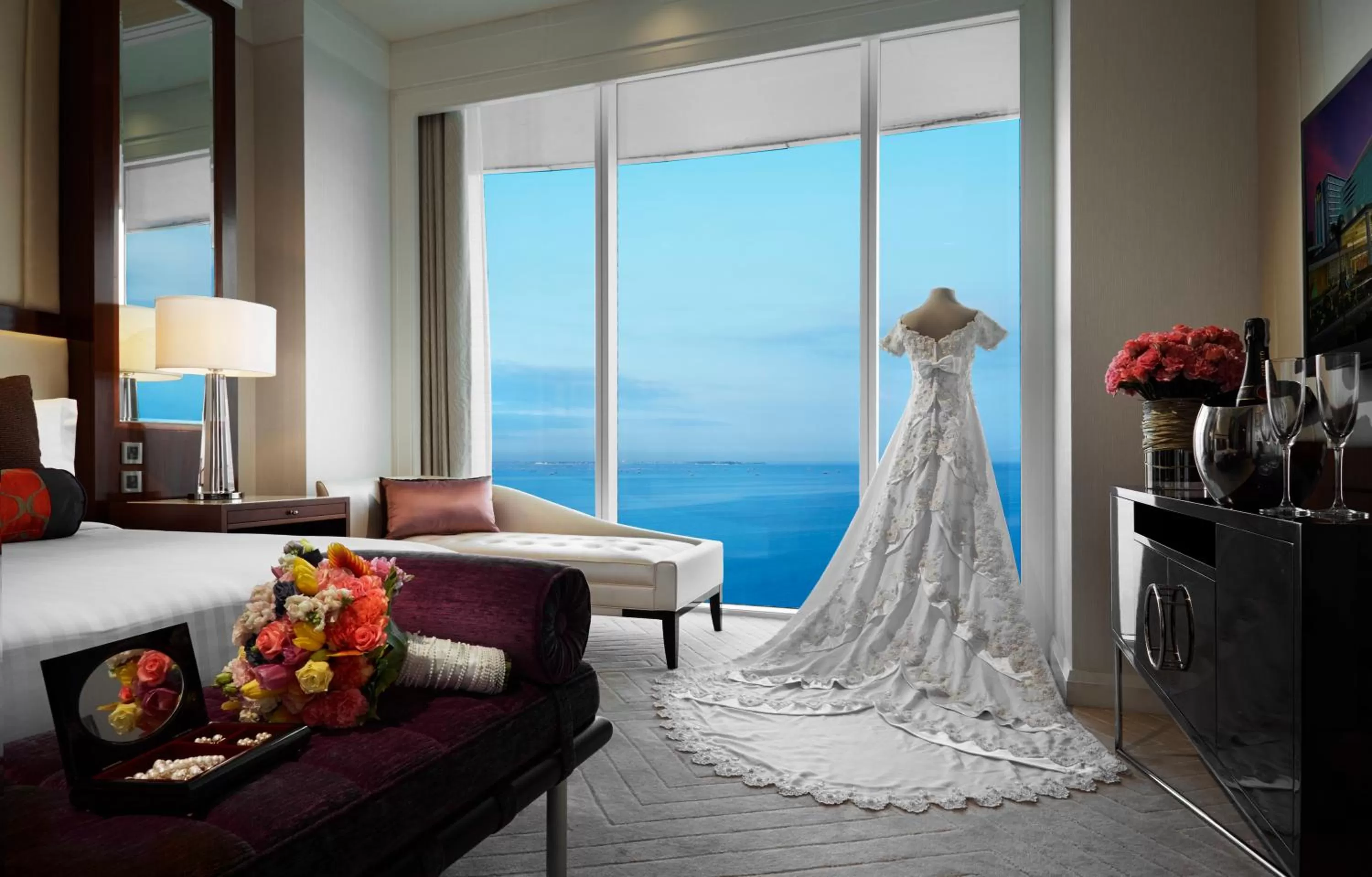 Day, Bed in Solaire Resort Entertainment City