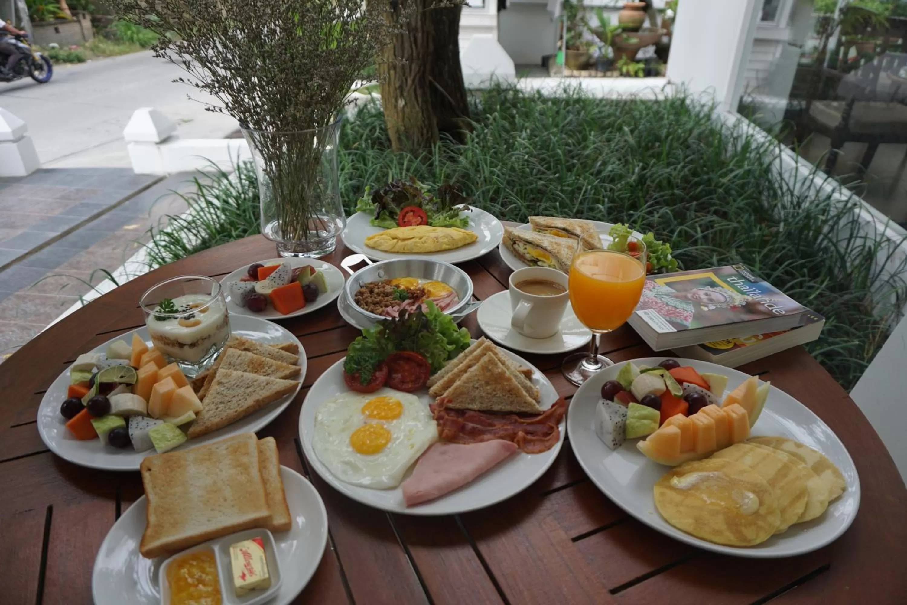 Food and drinks in Viangbua Mansion