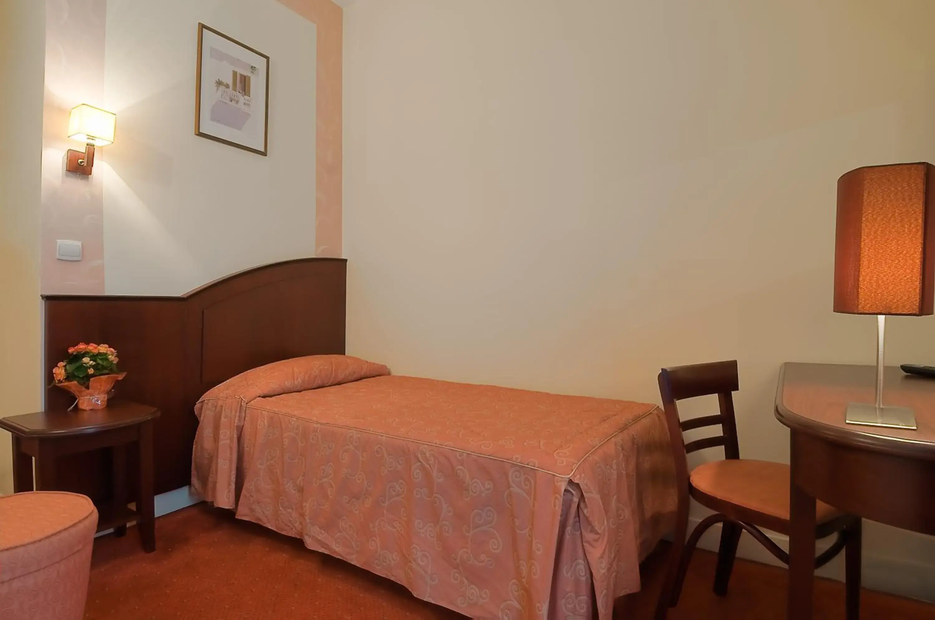 Single Room in Hotel Le Faubourg Opera Single Room in Hotel Le Faubourg Opera