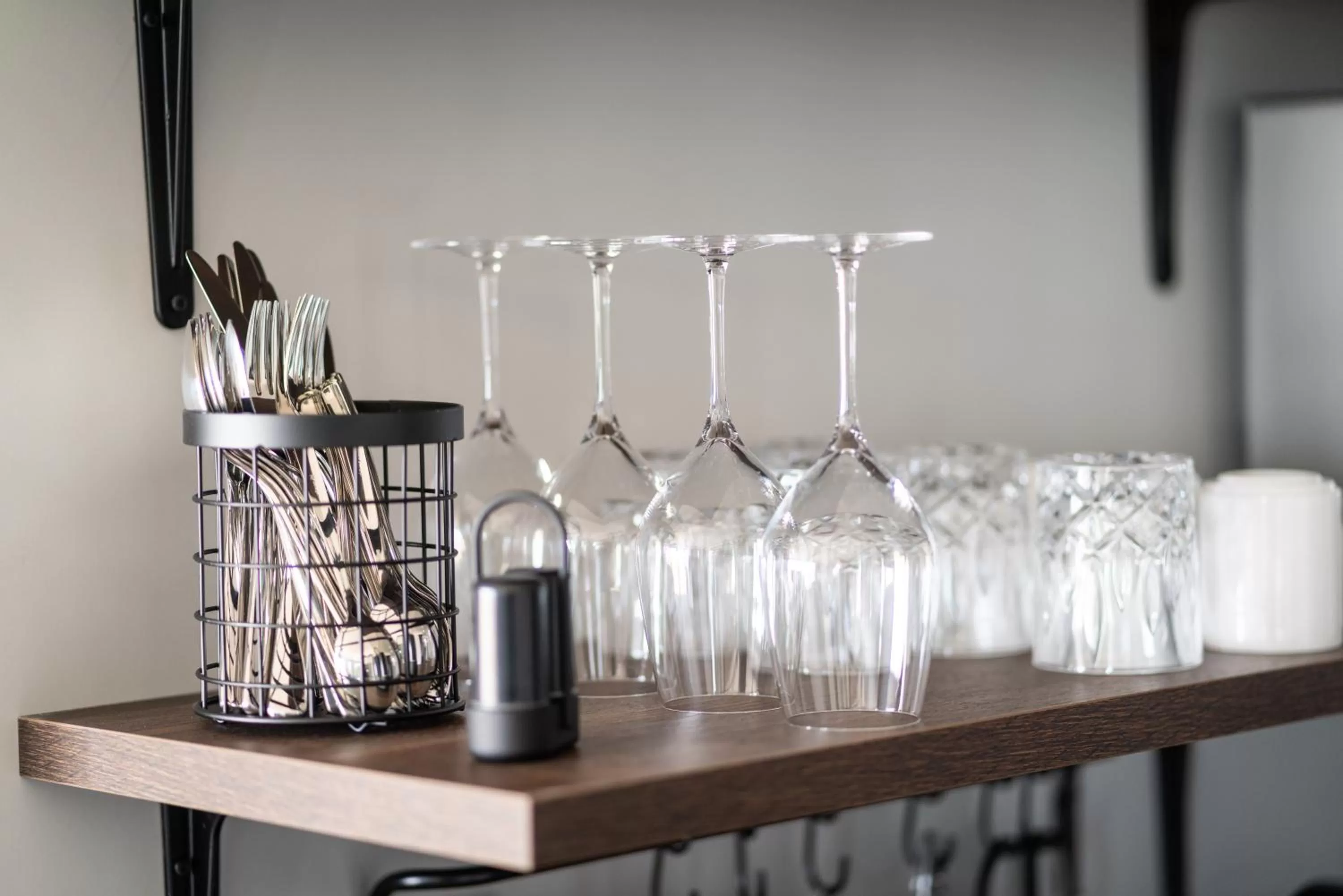 Kitchen or kitchenette, Drinks in Black F Tower - Serviced Apartments