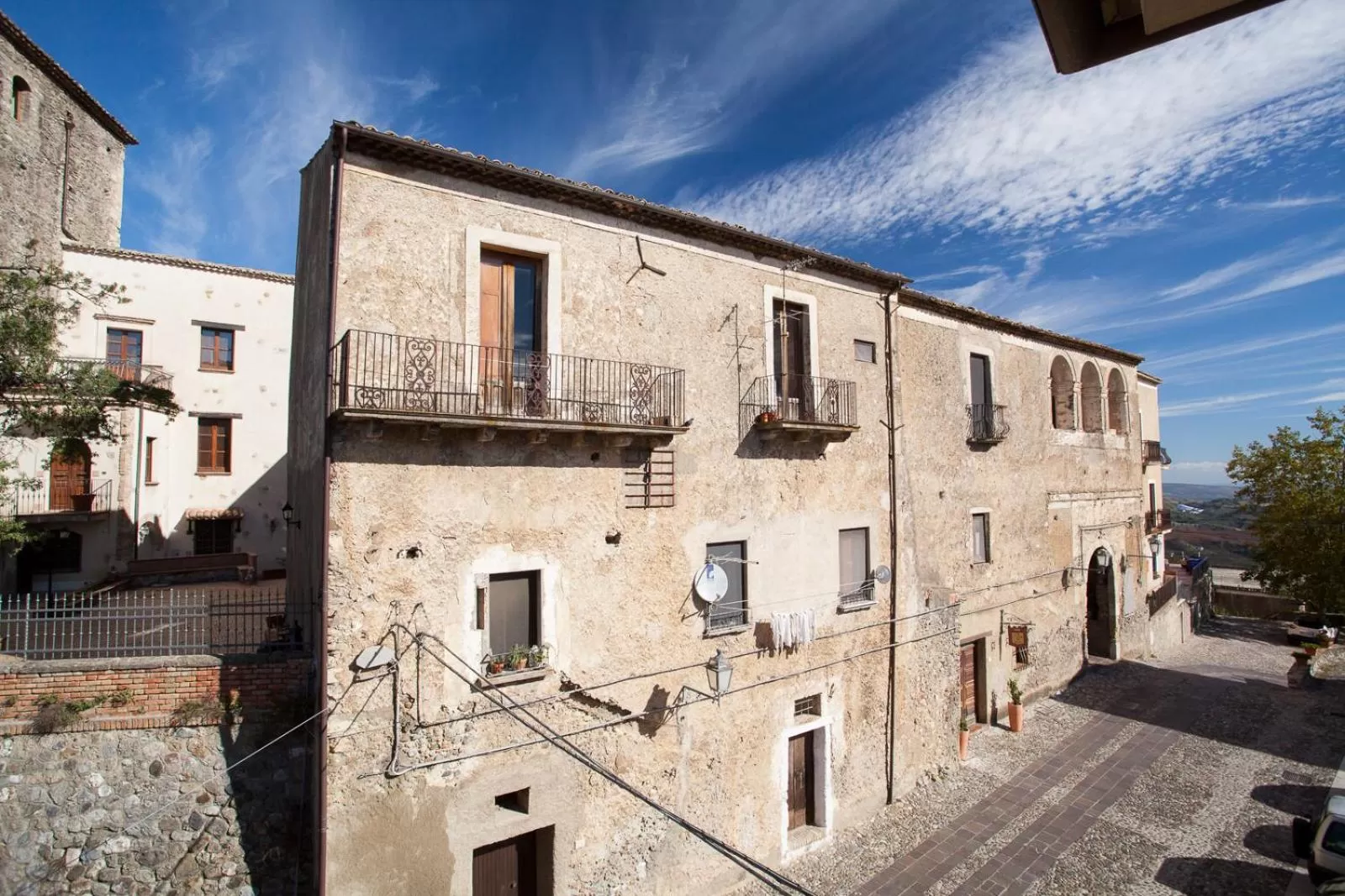 Property building in Castello di Altomonte