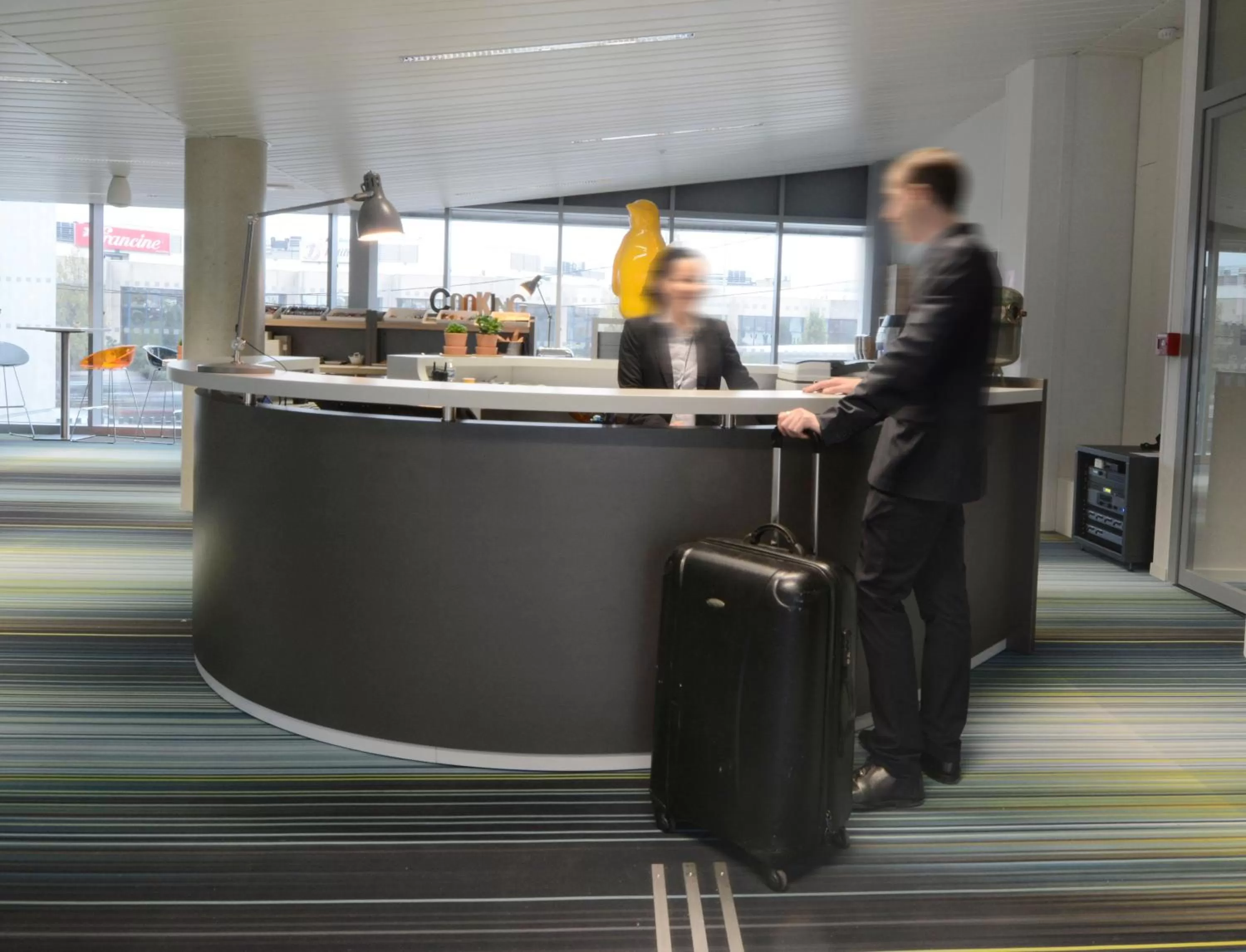 Lobby or reception in Hôtel Lodge In Paris 13