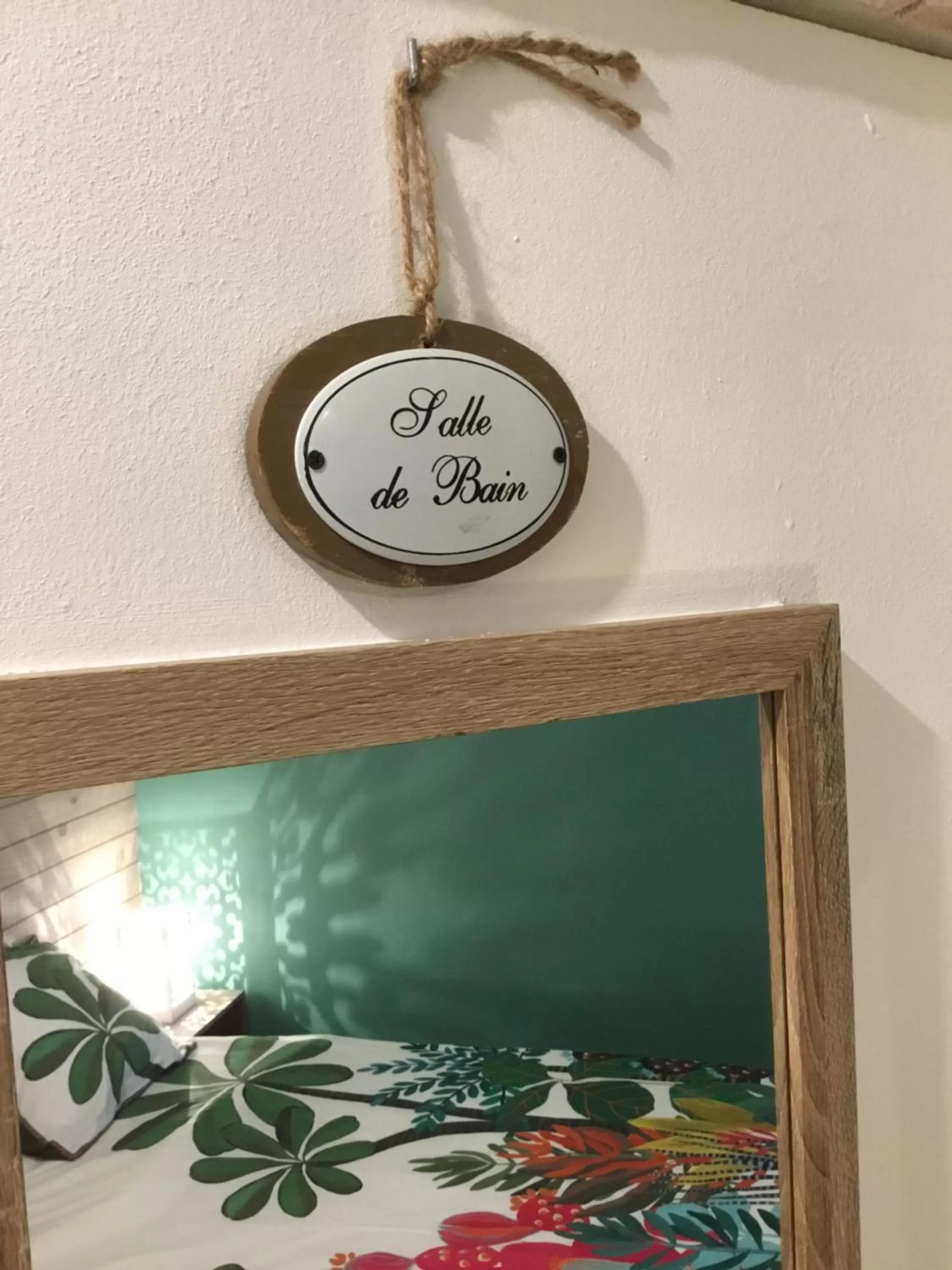 Decorative detail in Gîte Studio "La Cambra dé Monflanquin" Studio Cottage