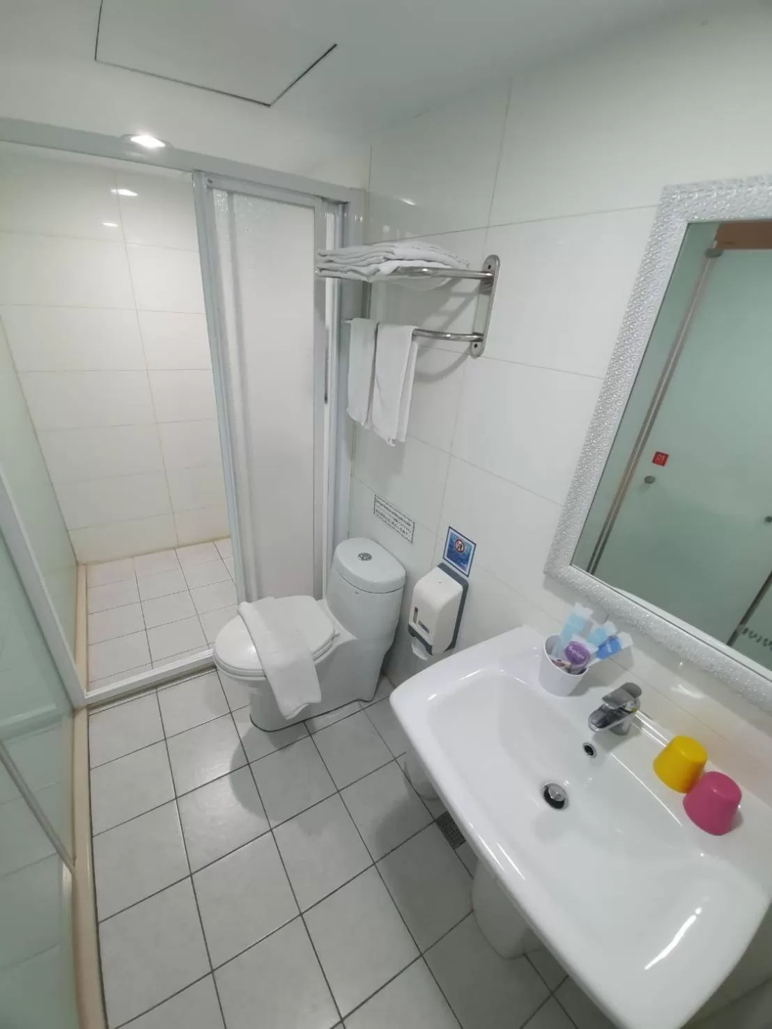 Bathroom in Funny Ximen Hotel