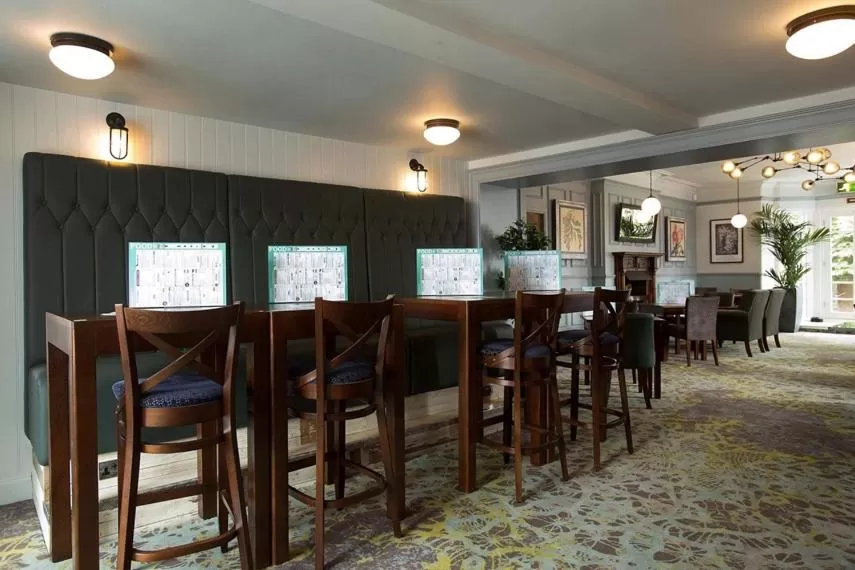 Restaurant/Places to Eat in The Cross Keys Wetherspoon