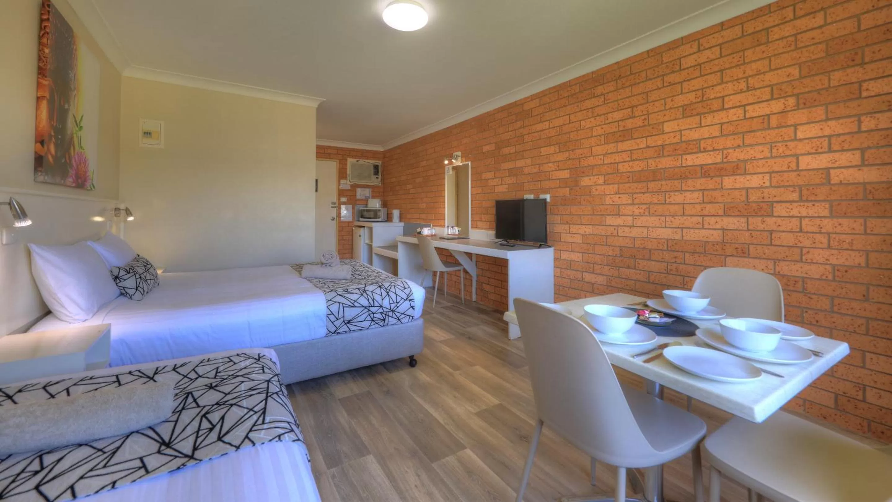 Rosebourne Gardens Motel