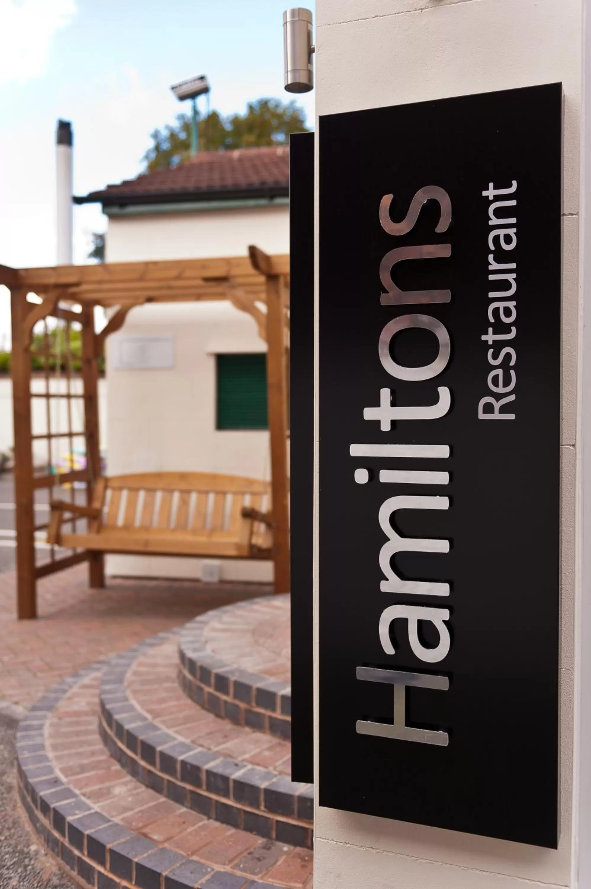 Facade/entrance in A Park View Hotel