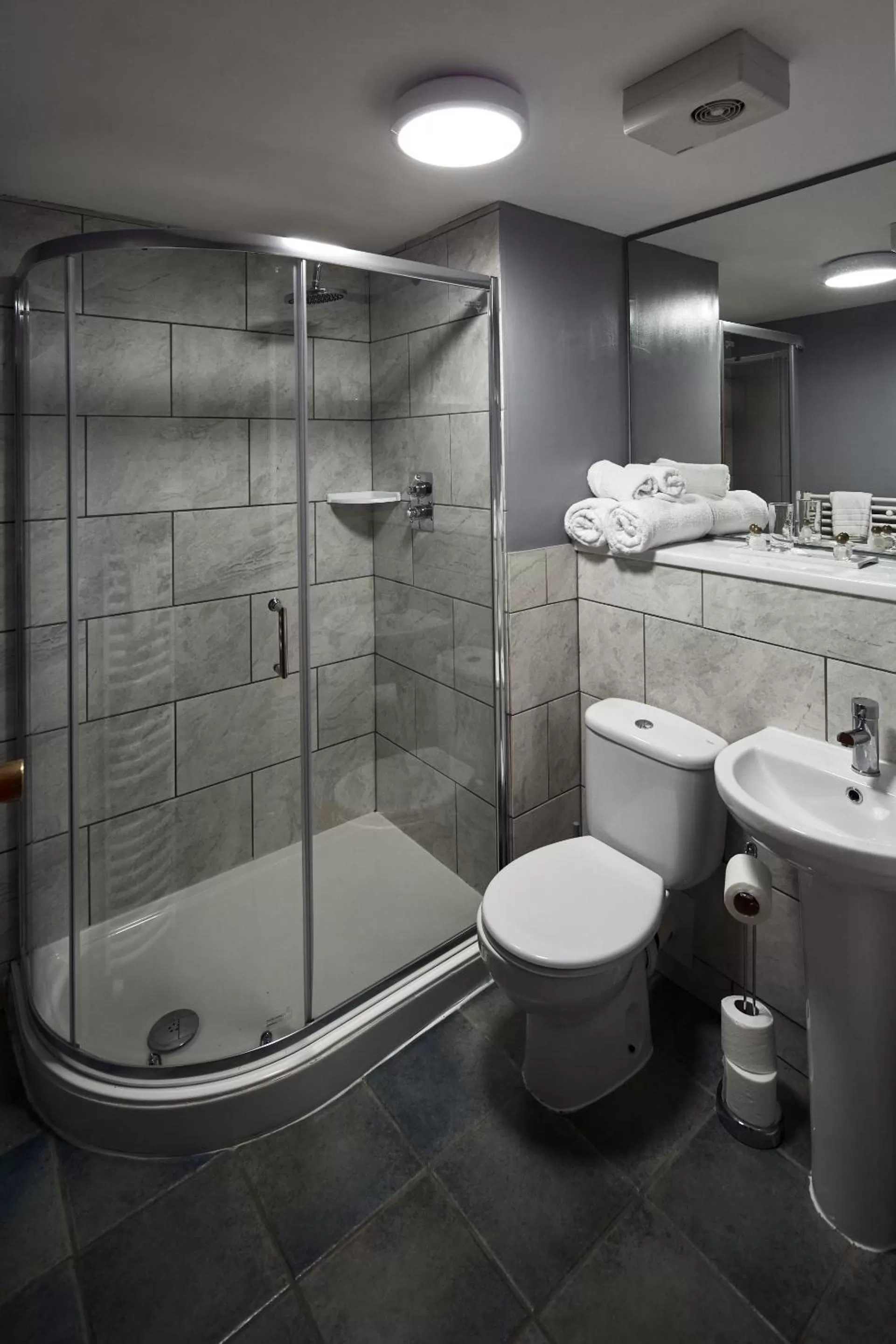 Bathroom in The Pyewipe