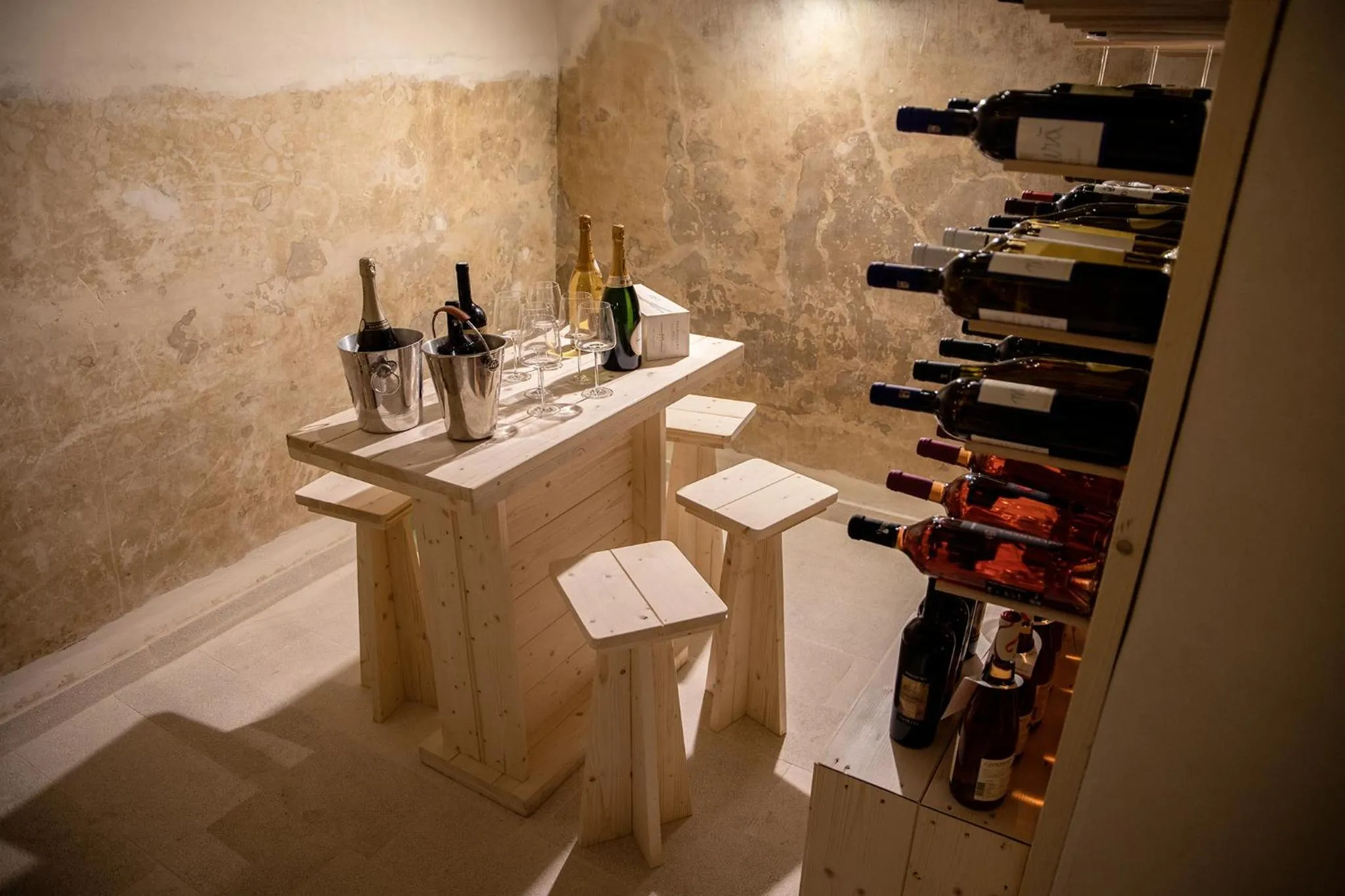 Restaurant/places to eat in MONUN Hotel&Spa