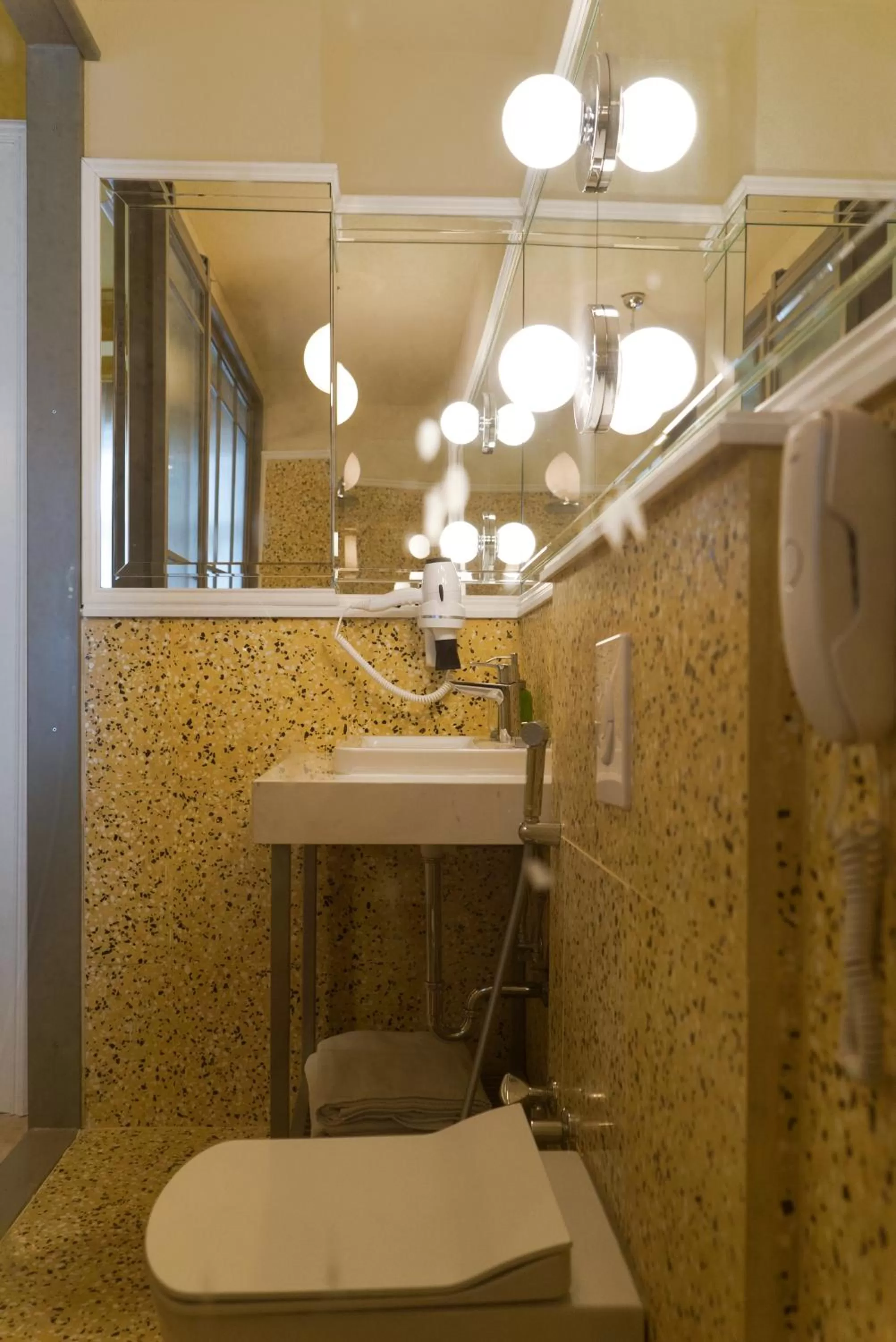 Toilet, Bathroom in Magnova Vitality Boutique Hotel