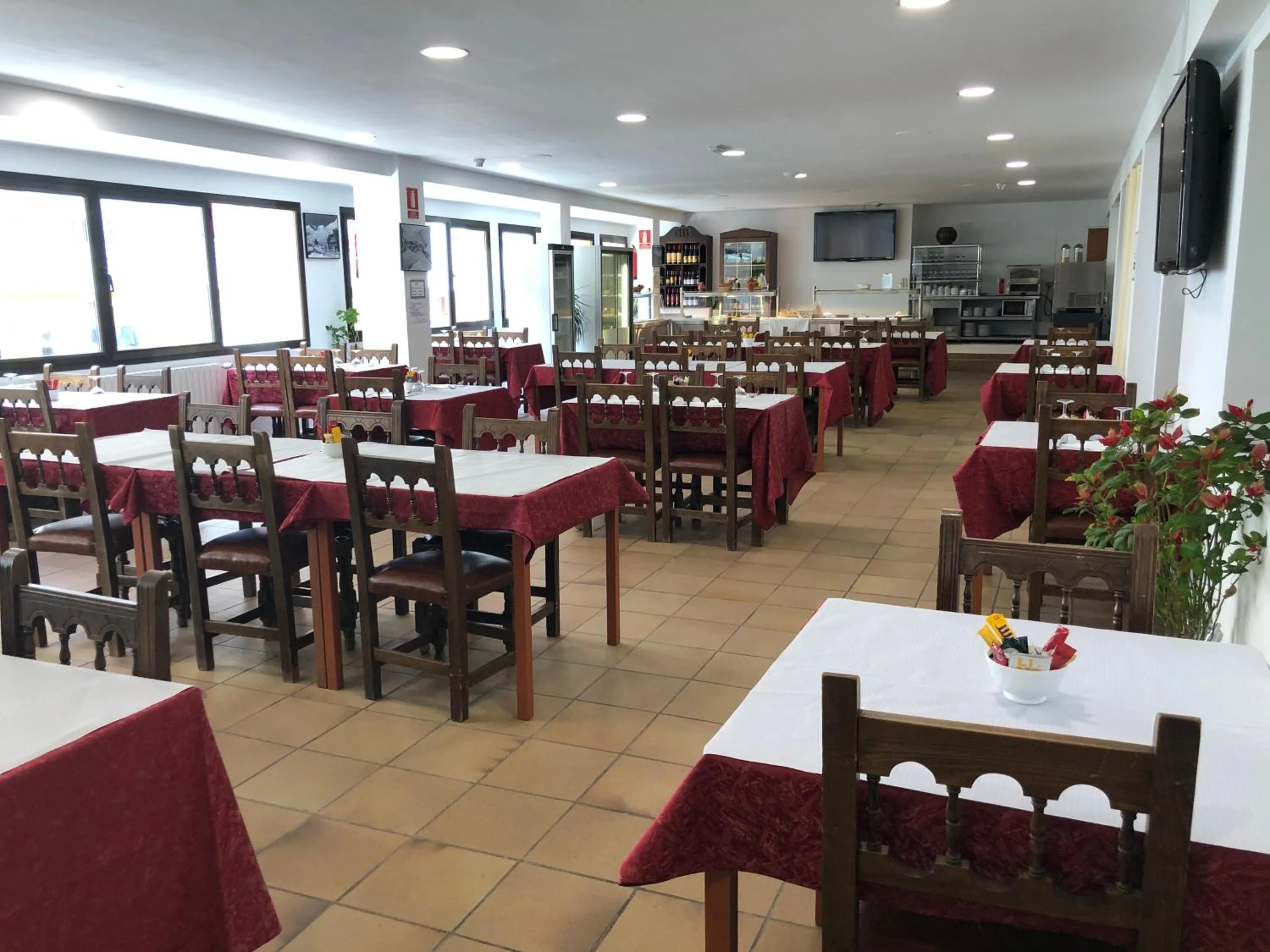 Restaurant/places to eat in Hotel Refugi dels Isards