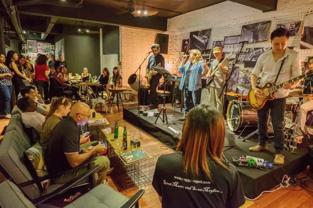 Evening entertainment in Kim Haus Loft