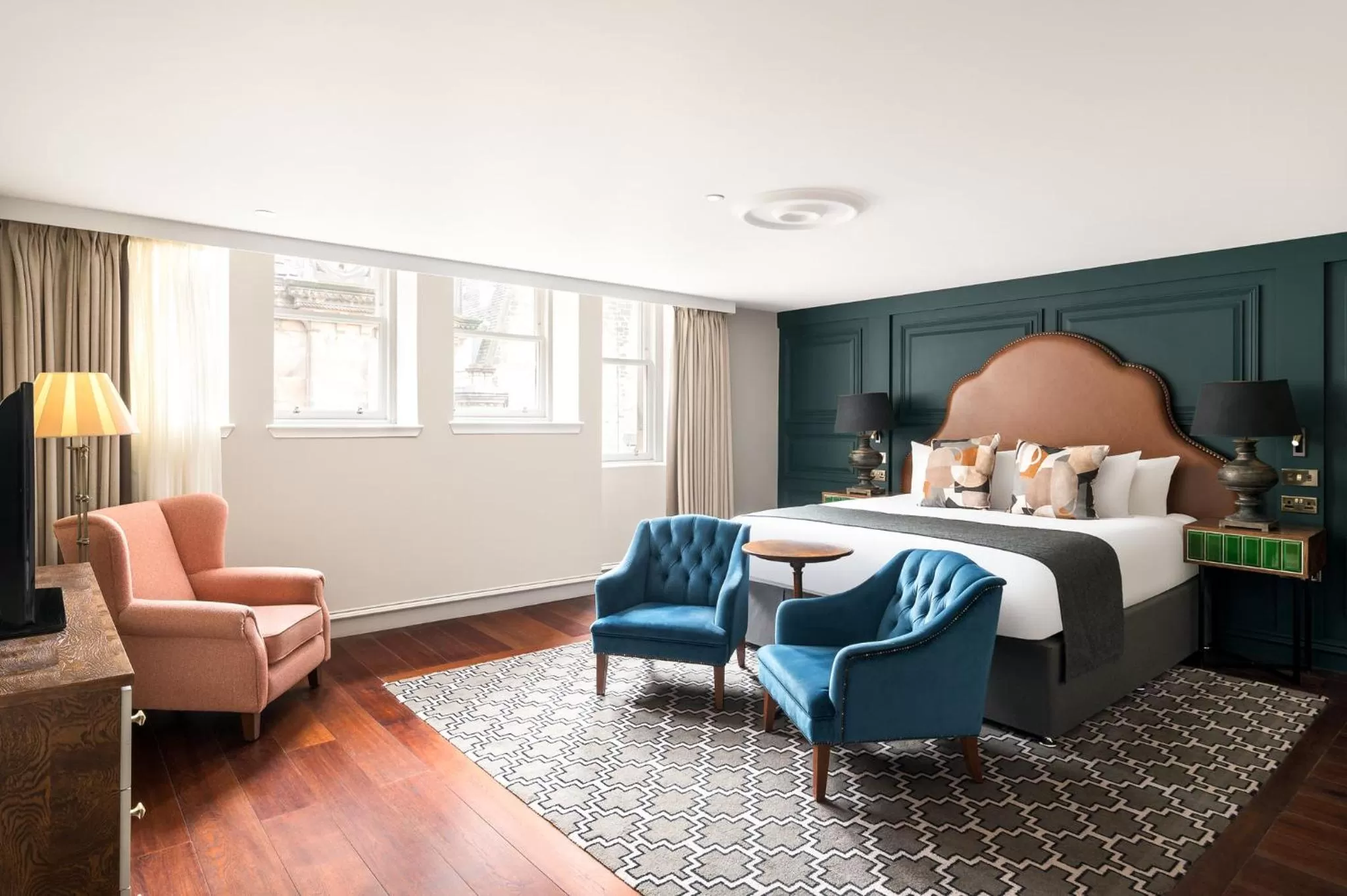 Photo of the whole room, Bed in Hotel Indigo - Edinburgh - Princes Street by IHG