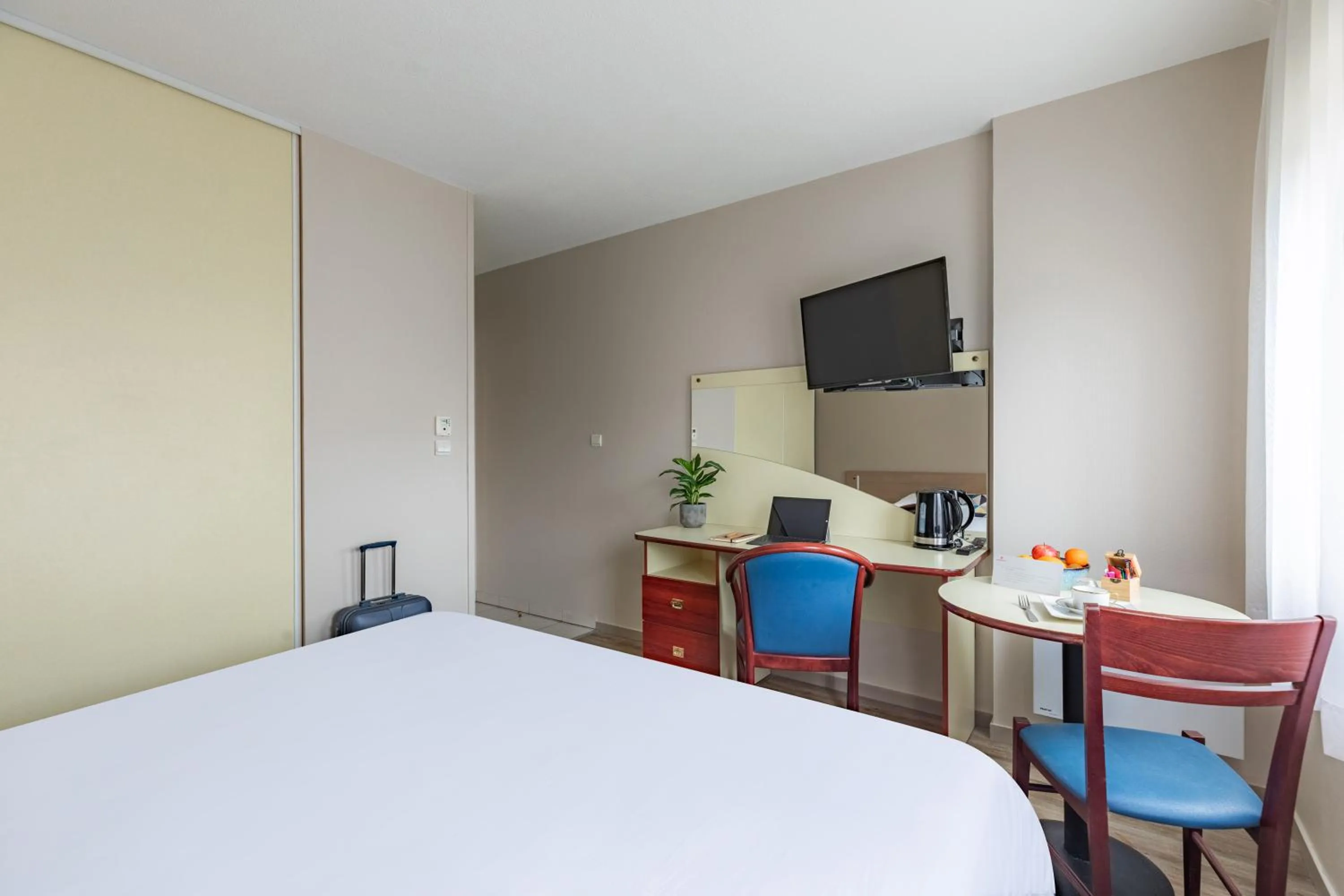 Bed in Appart'City Classic Limoges