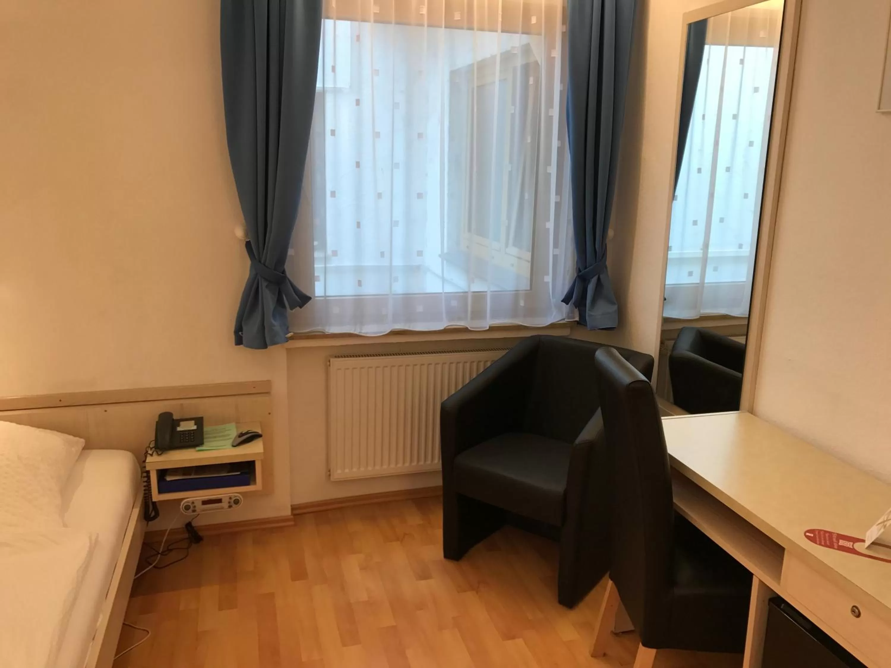 Photo of the whole room in Hotel Rheinlust