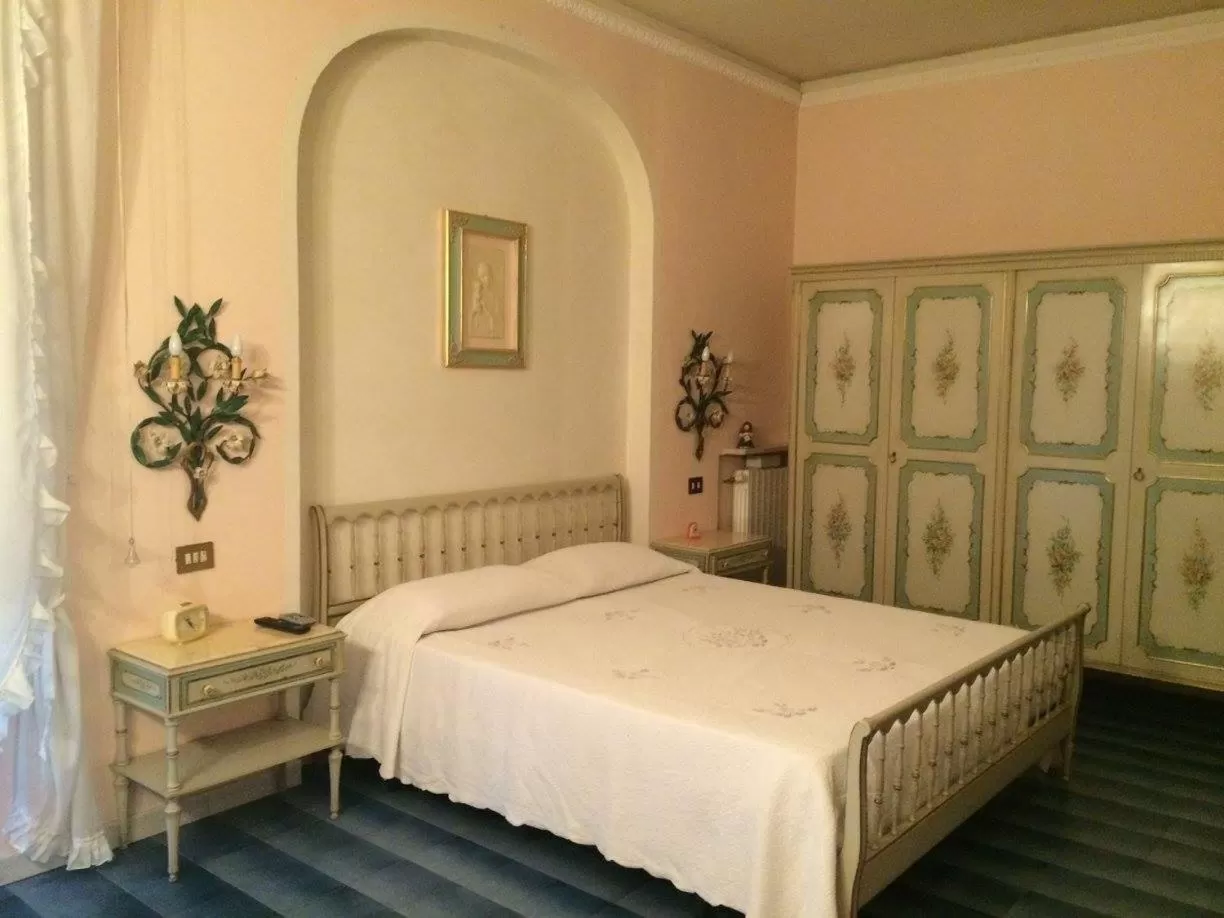 Photo of the whole room, Bed in B&B Dai Nonni