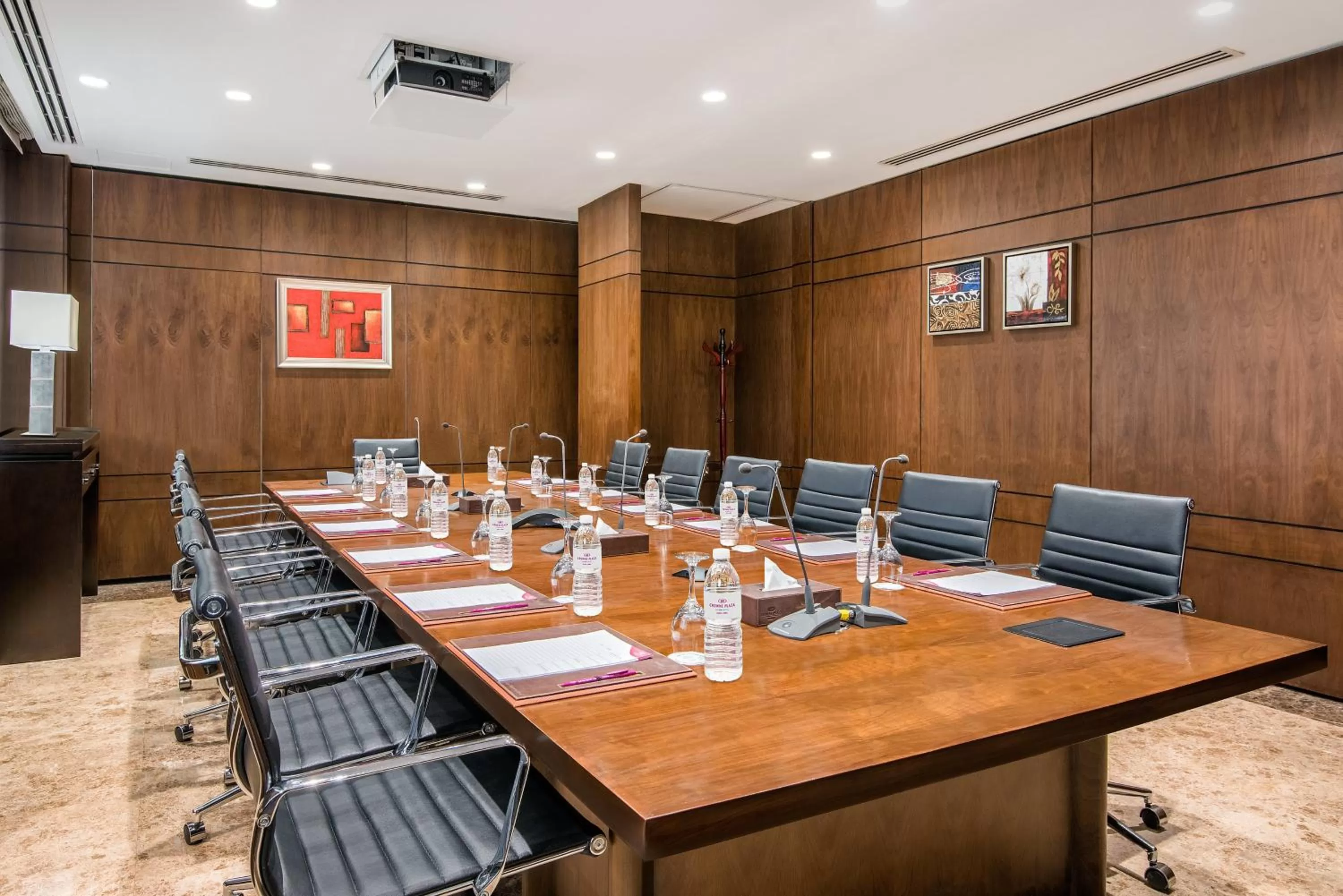 Meeting/conference room in Crowne Plaza Madinah by IHG