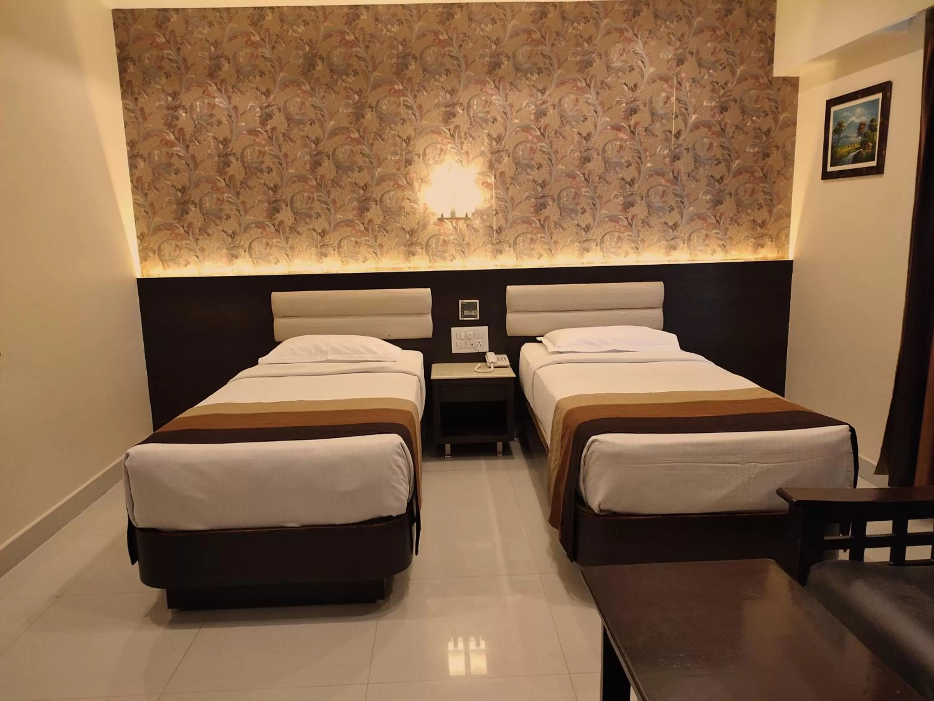 cot, Bed in Hotel Deepam