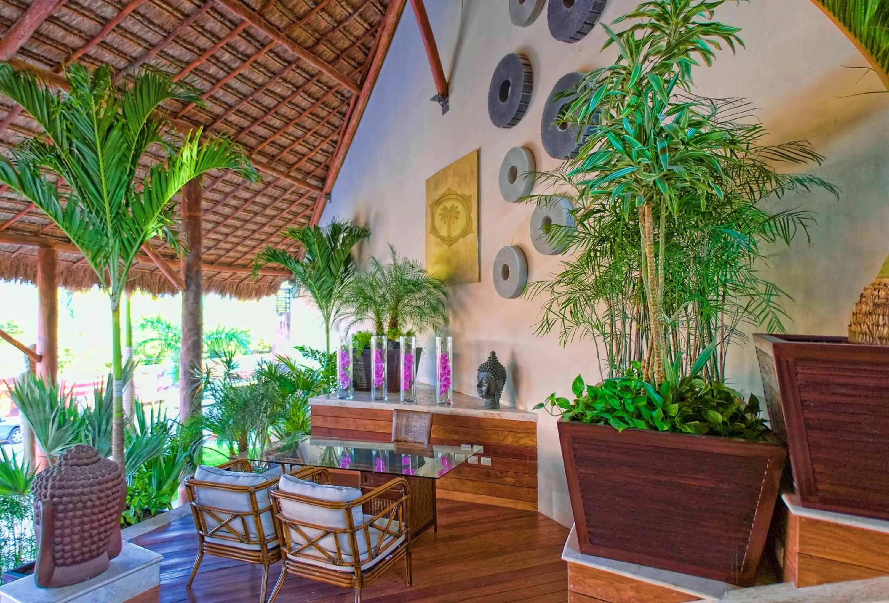 Decorative detail in La Divina by Aldea Thai