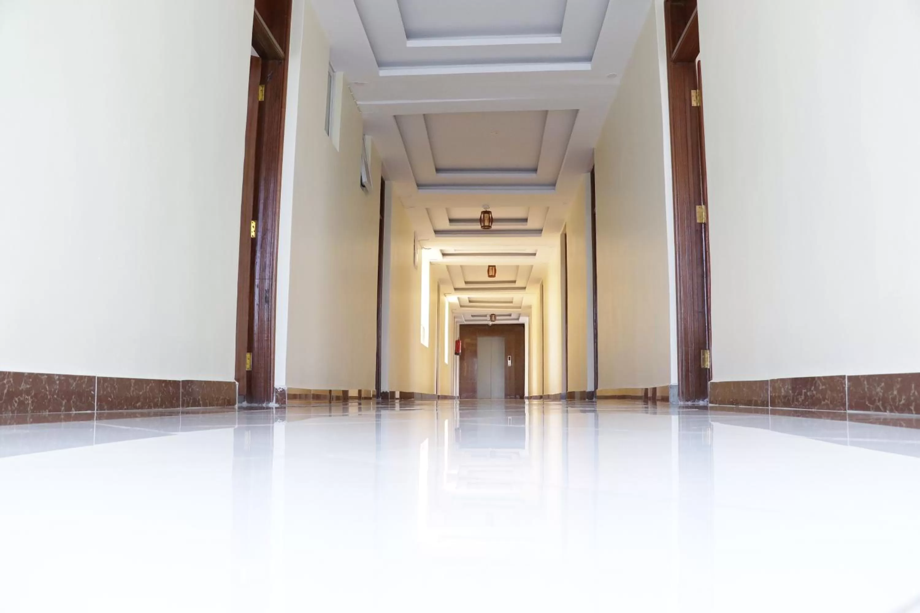 Claire de Lune Moonlight Hotel