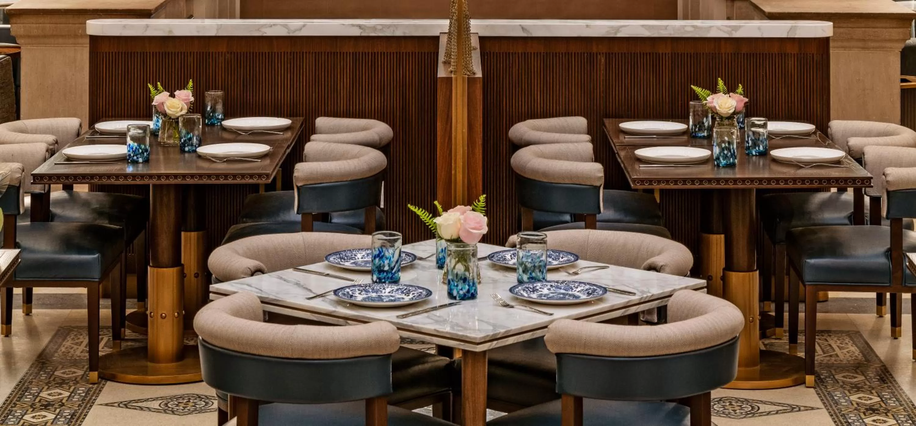 Restaurant/places to eat in The Langham, Boston