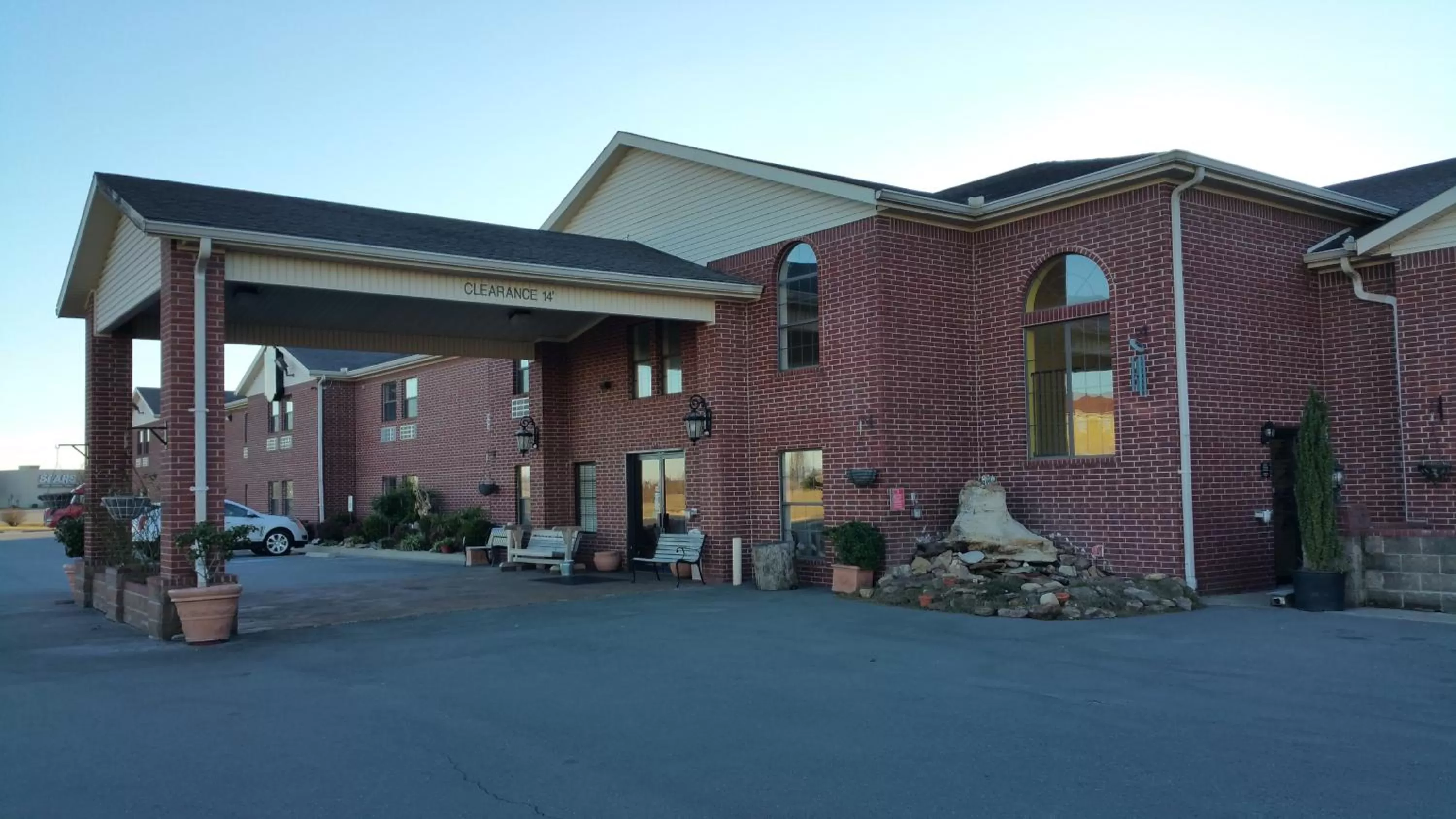 Facade/entrance in Super 8 by Wyndham Pine Bluff