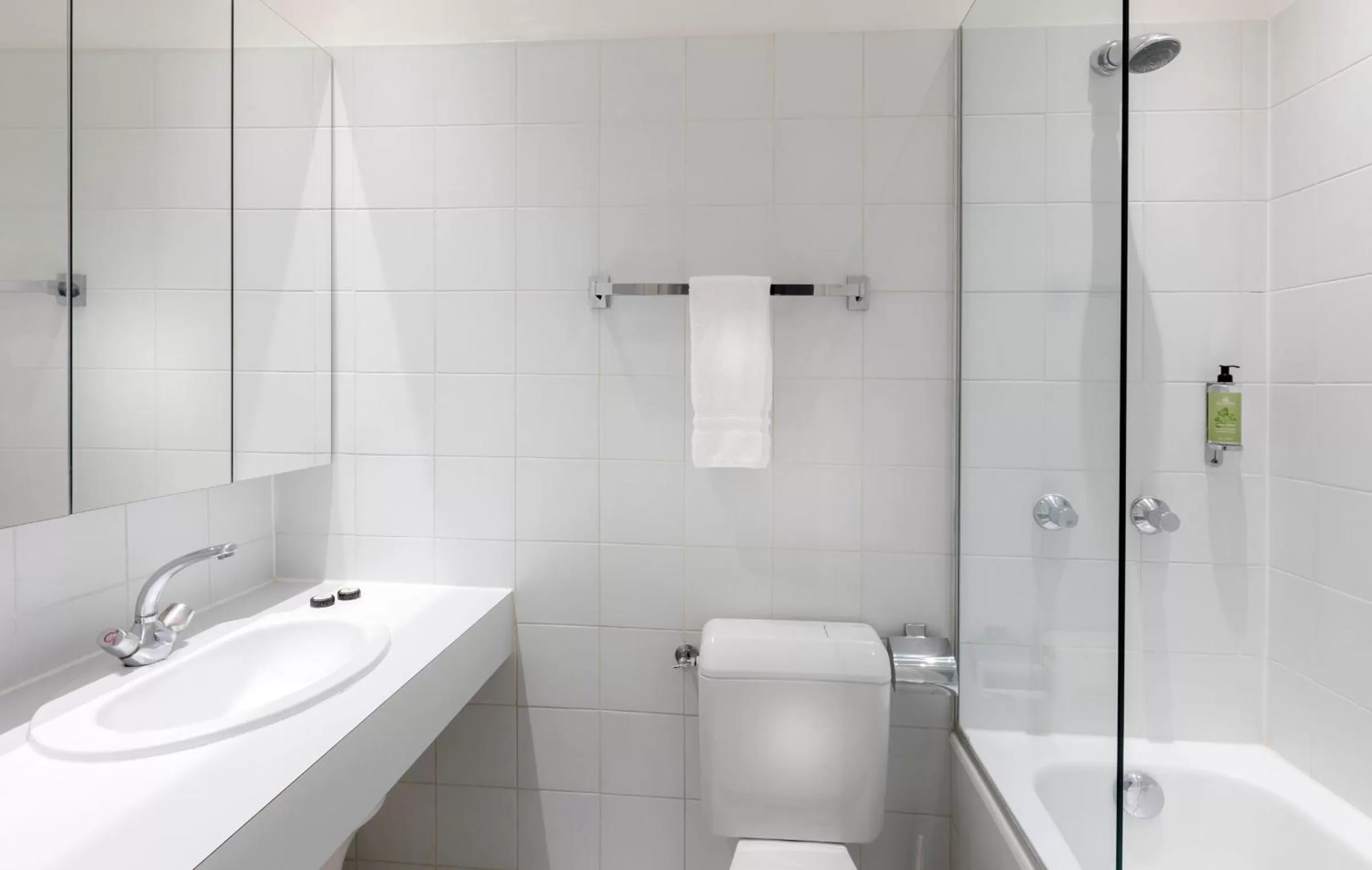 Toilet in Résidence Charles Floquet