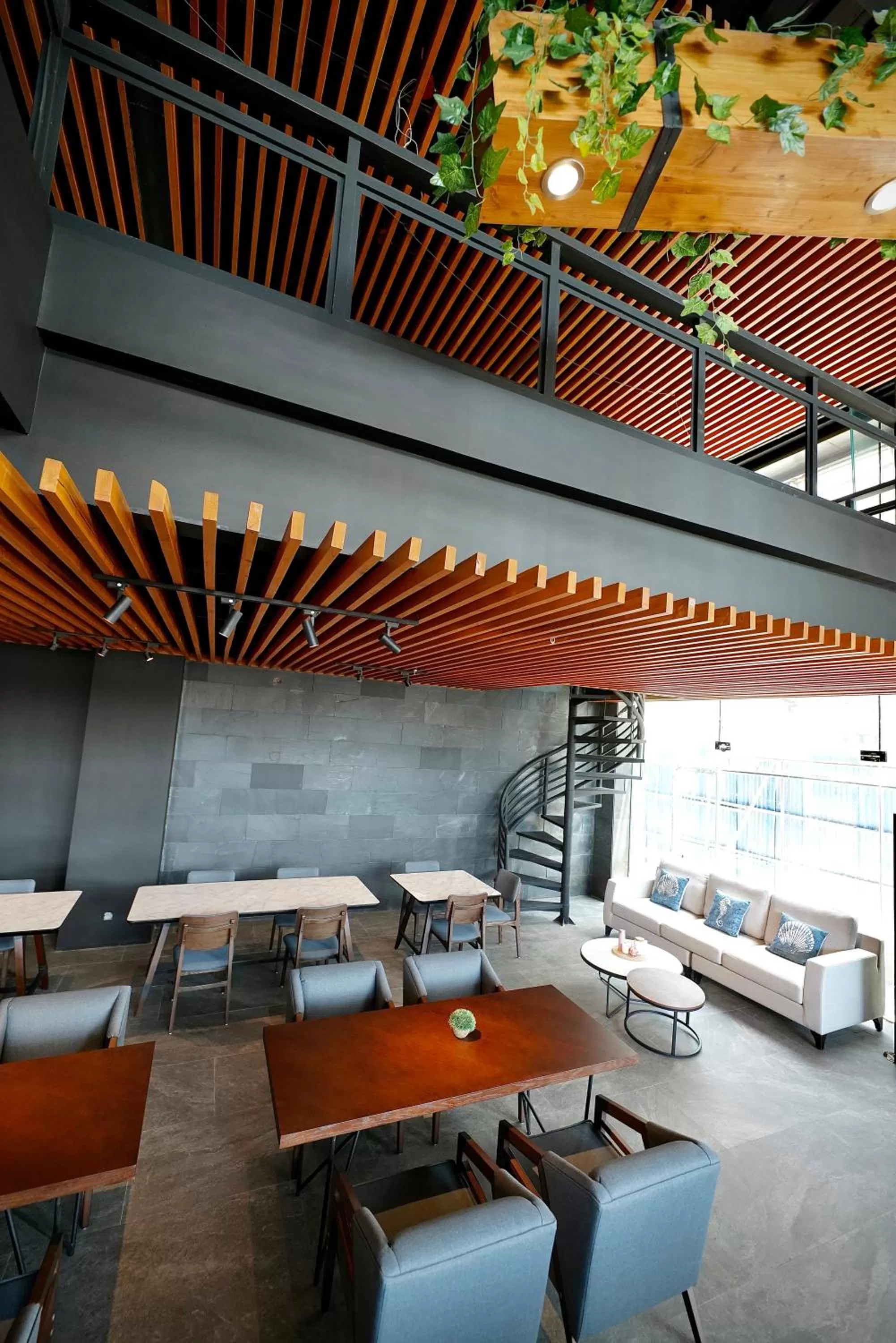 Restaurant/places to eat in H Hotel El Nido - Vegan Friendly Hotel Managed by H Hospitality Group