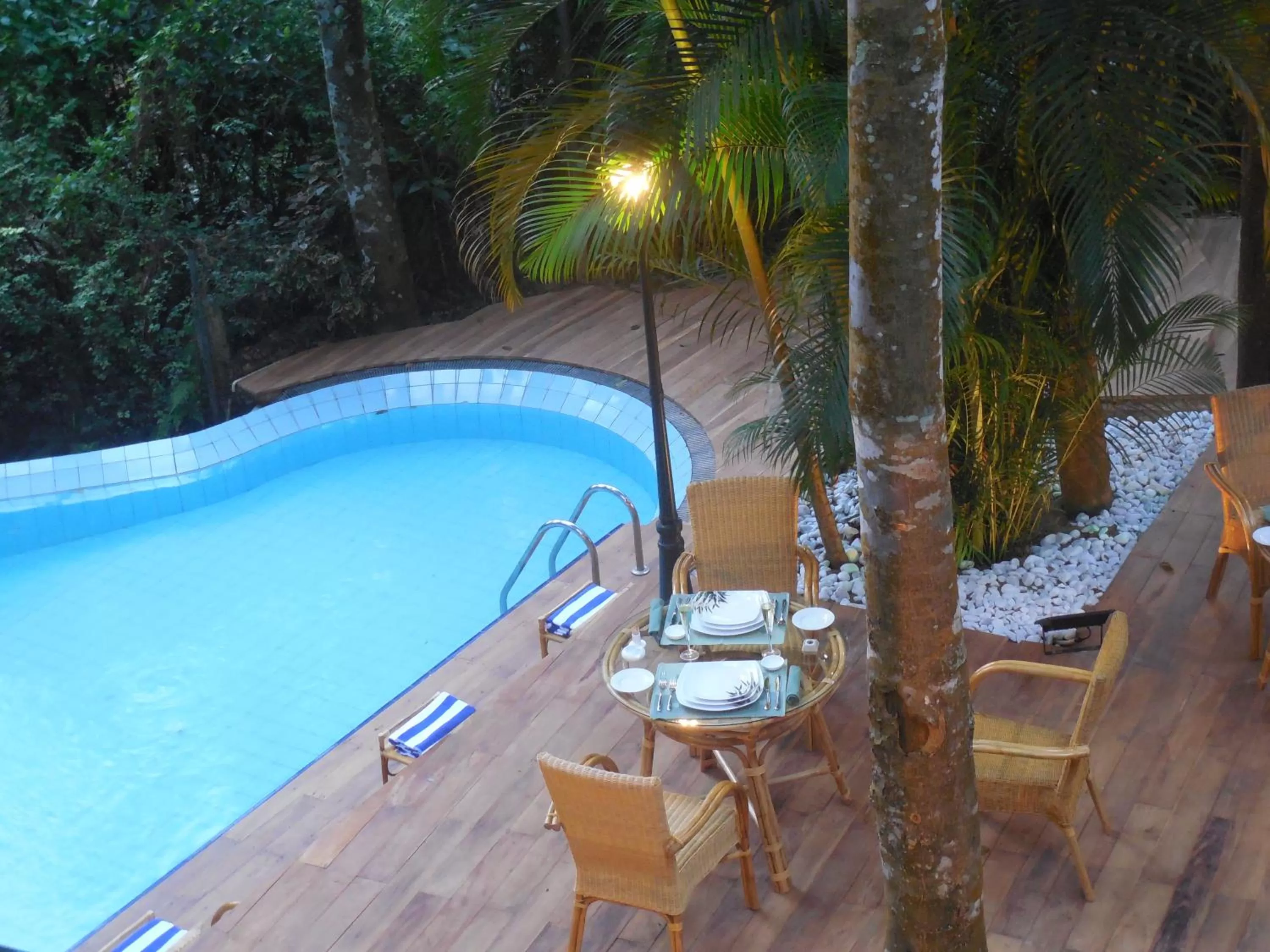Swimming pool, Pool View in Le leopard d 'argent