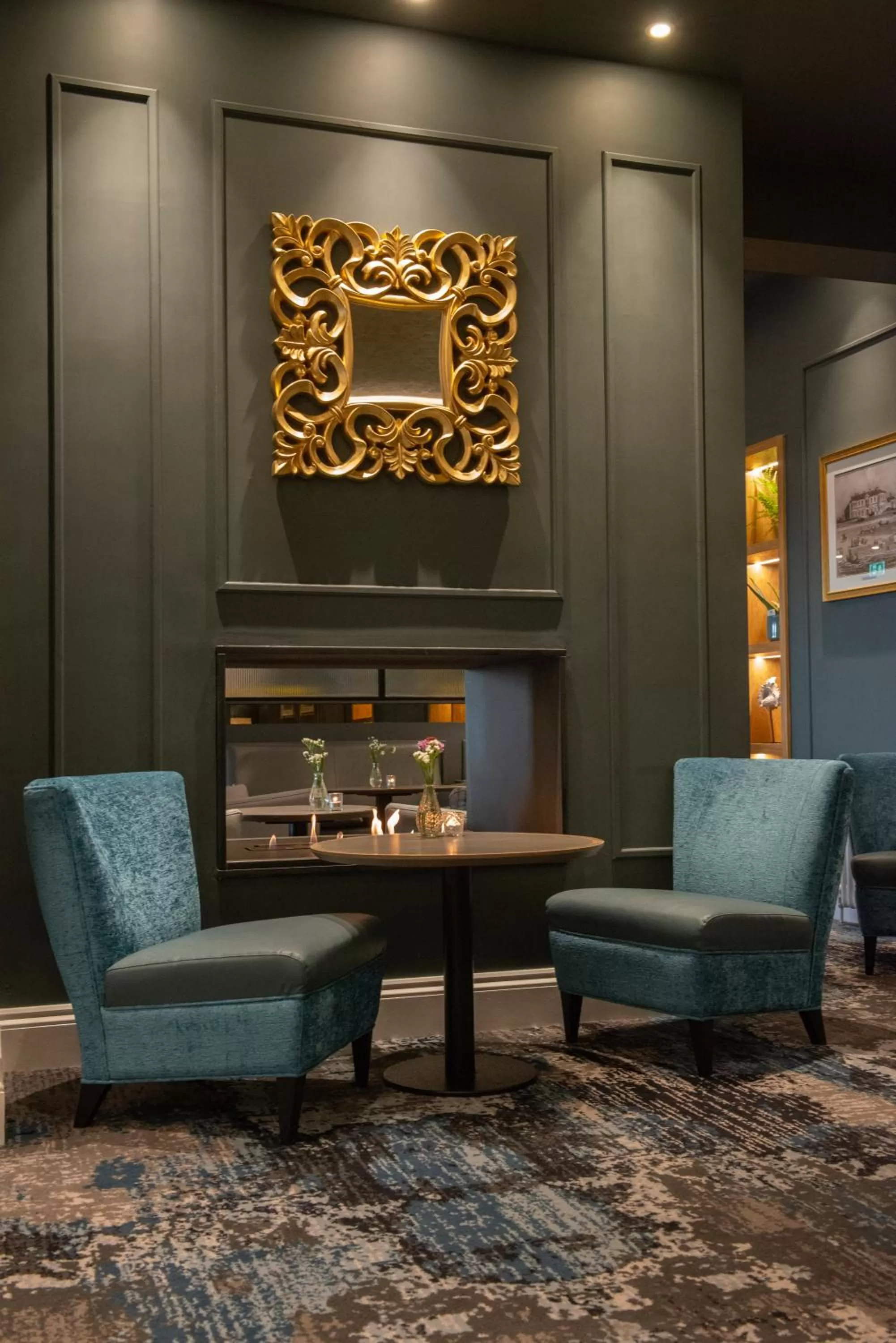 Communal lounge/ TV room in Clifton Arms Hotel