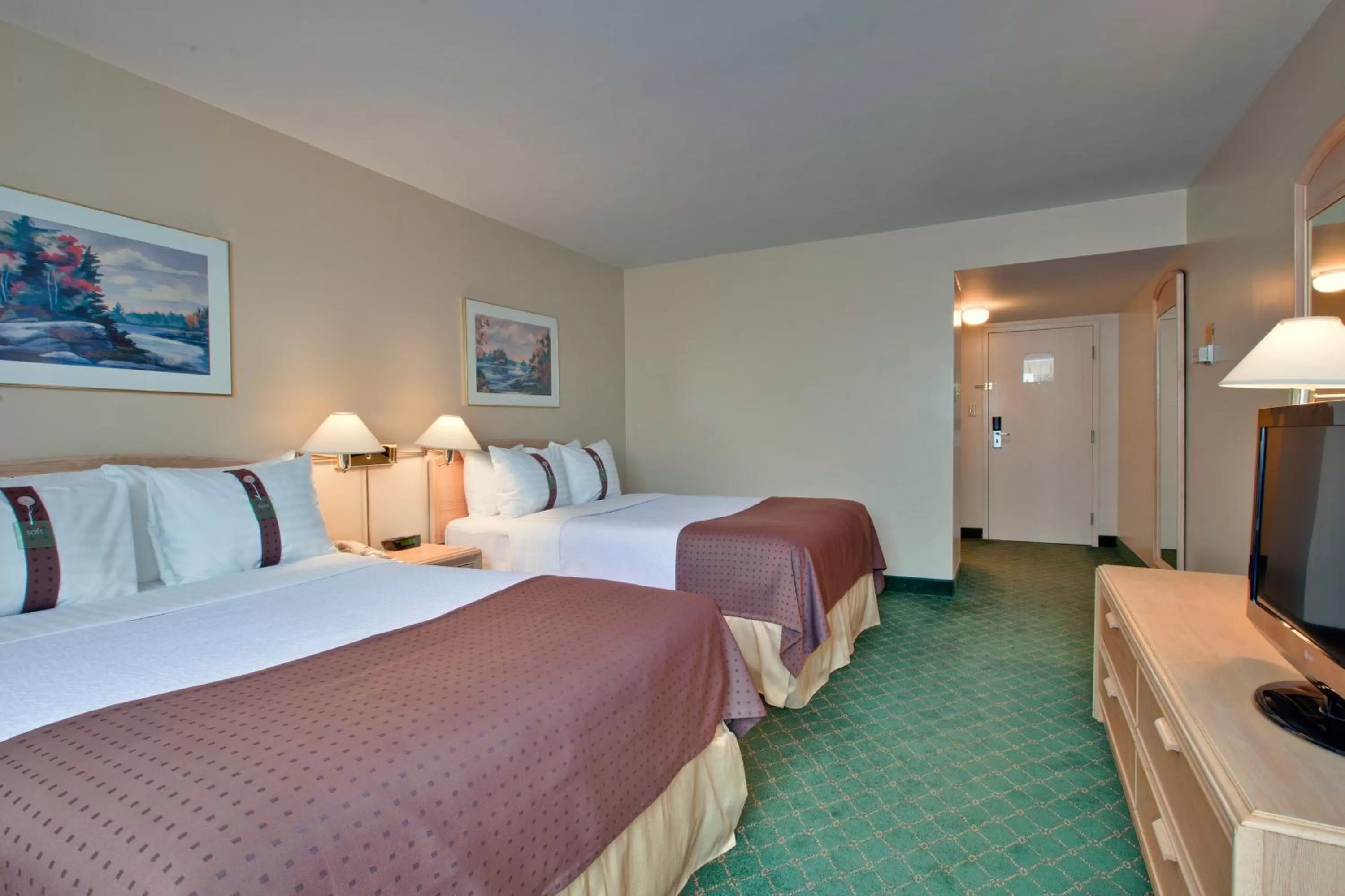 Bed in Days Inn by Wyndham Stephenville