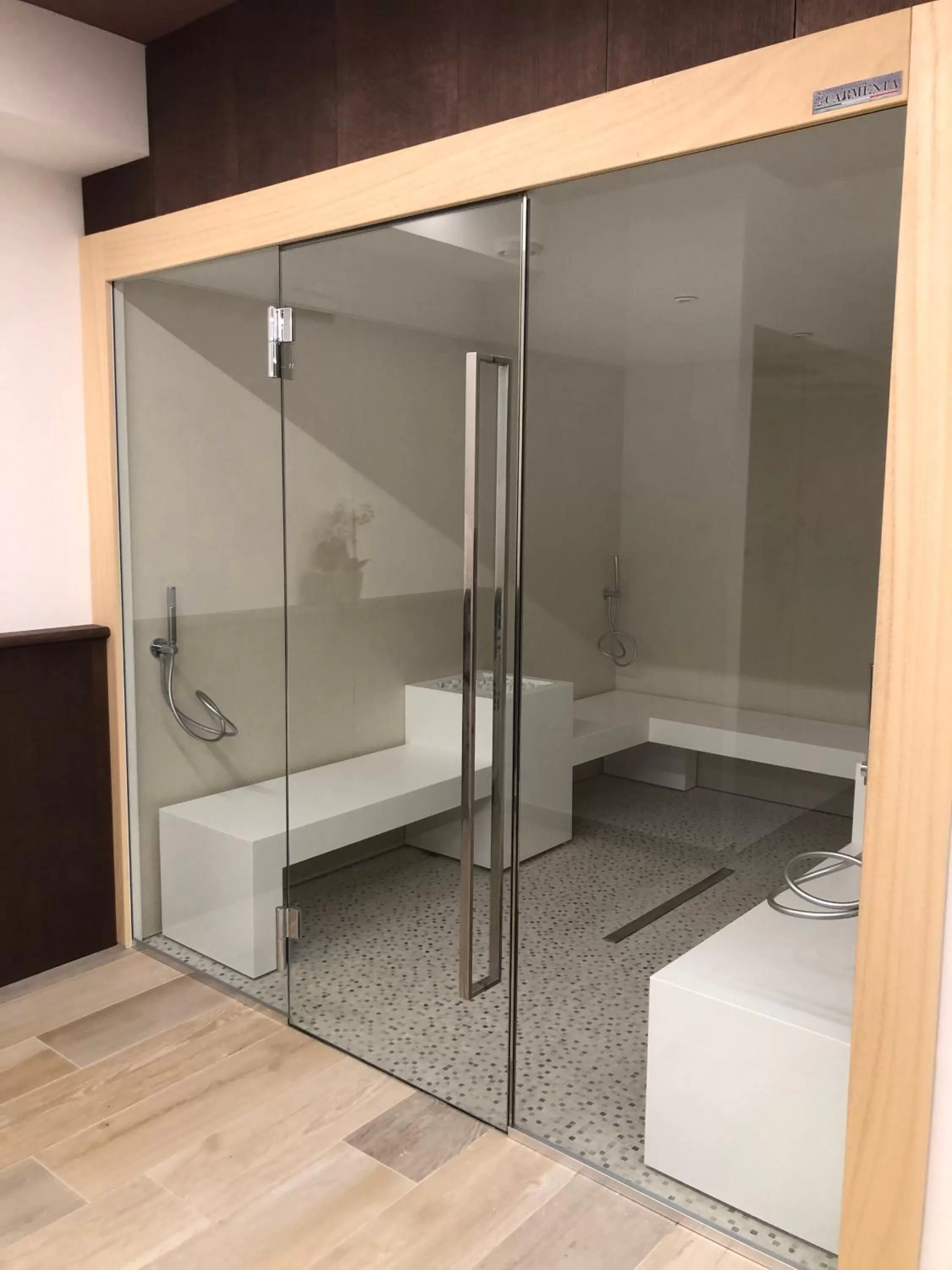 Steam room in Hotel Trettenero