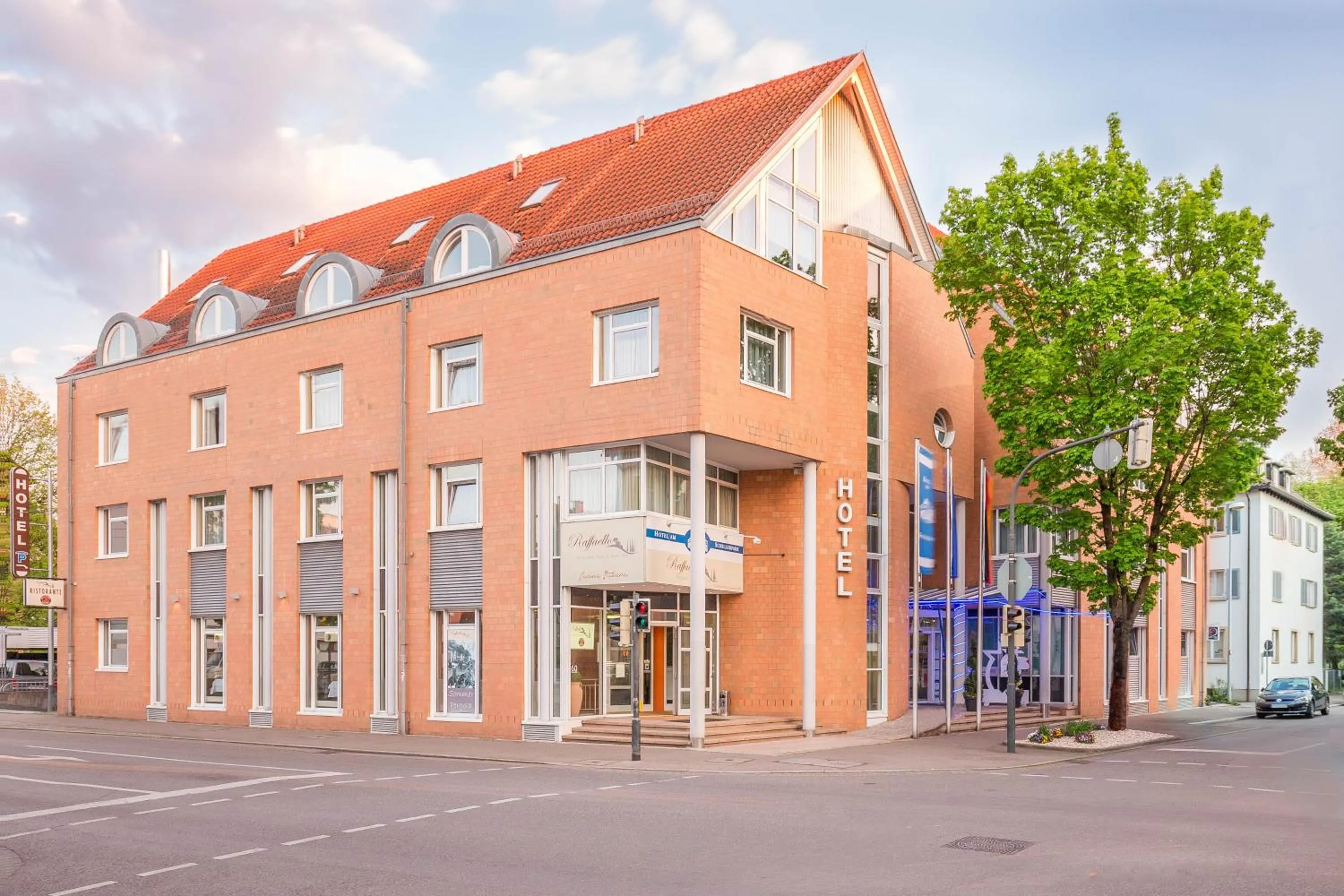 Property building in Hotel am Schillerpark