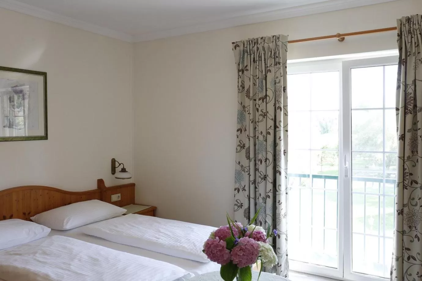 Photo of the whole room, Bed in BIRKENHOF GOLS - B & B - Wohlfühl Hotel mit Wochenend-Restaurant