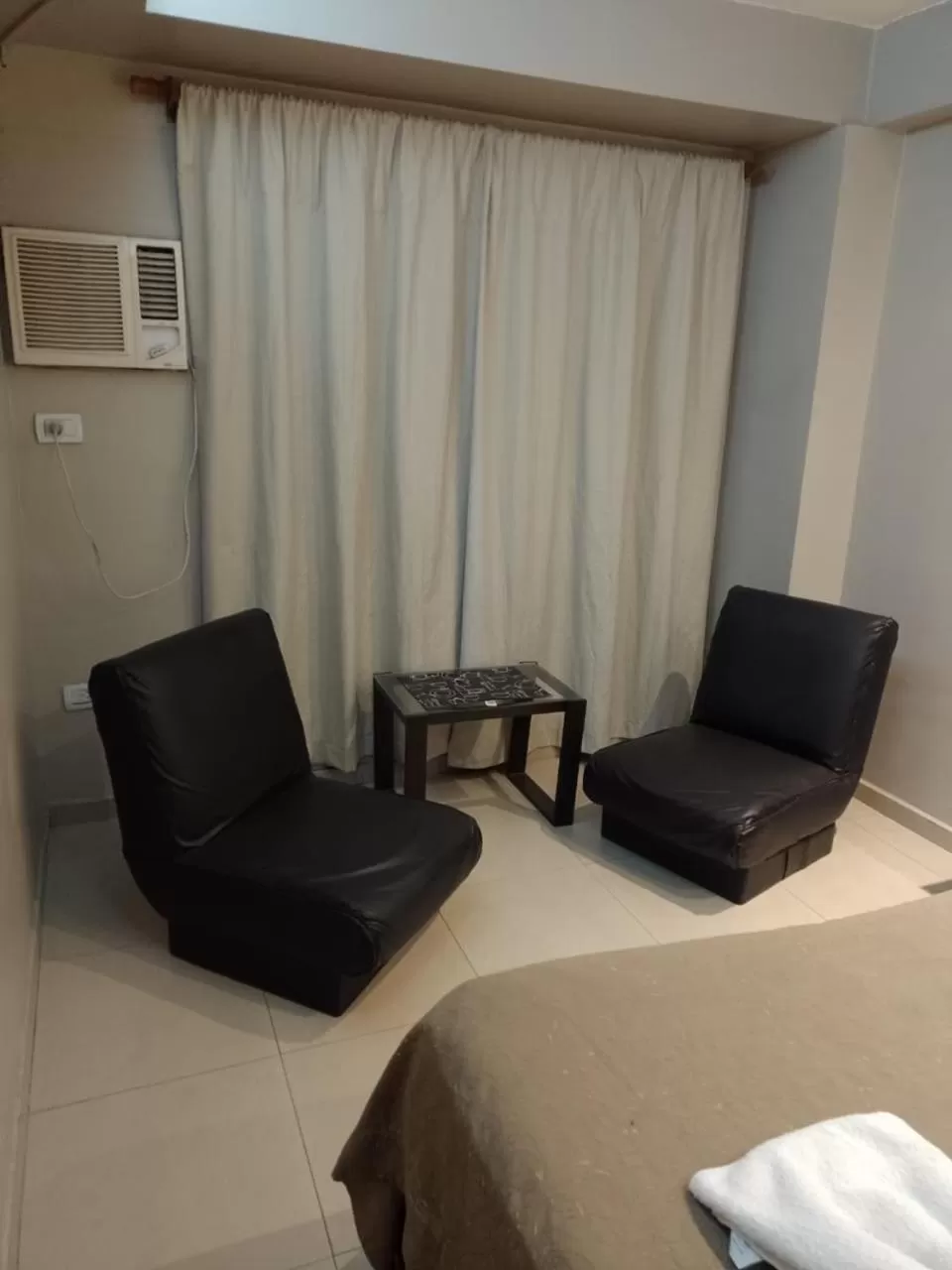 Seating Area in Lorenzo Suites Hotel