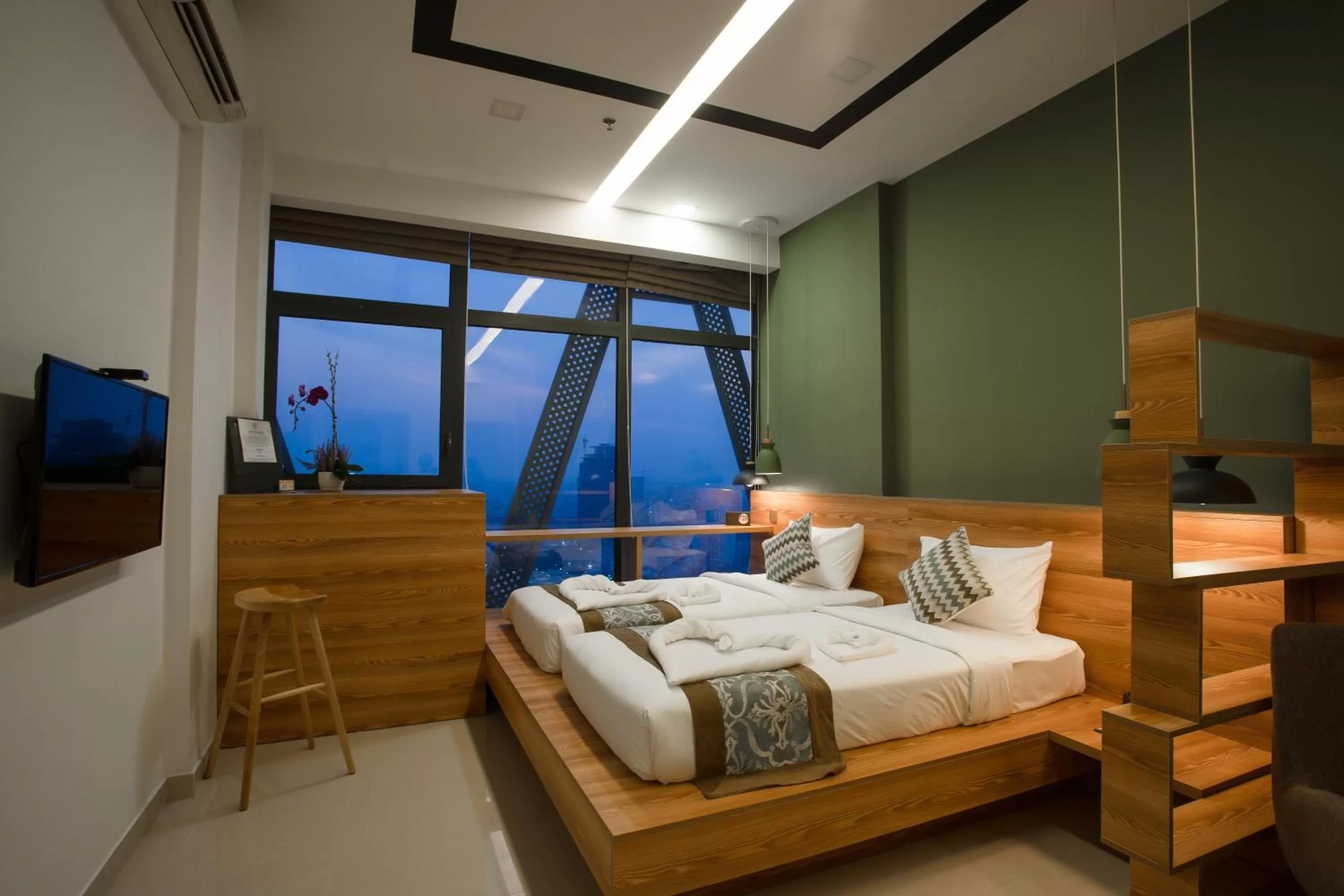 Bedroom, Bed in The Snowbell Hotel & Spa at The Bridge