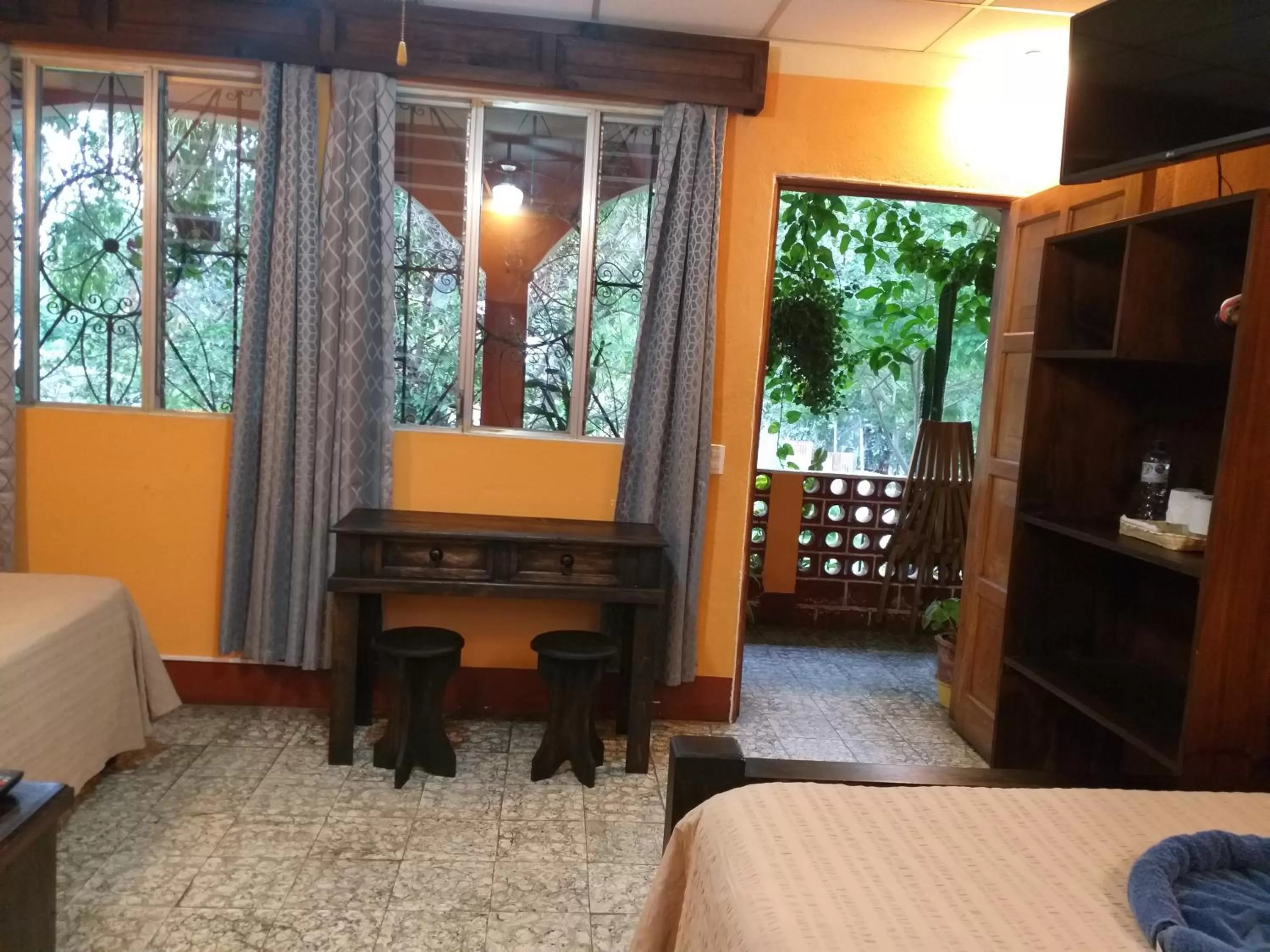Photo of the whole room, Bed in Hospedaje El Viajero