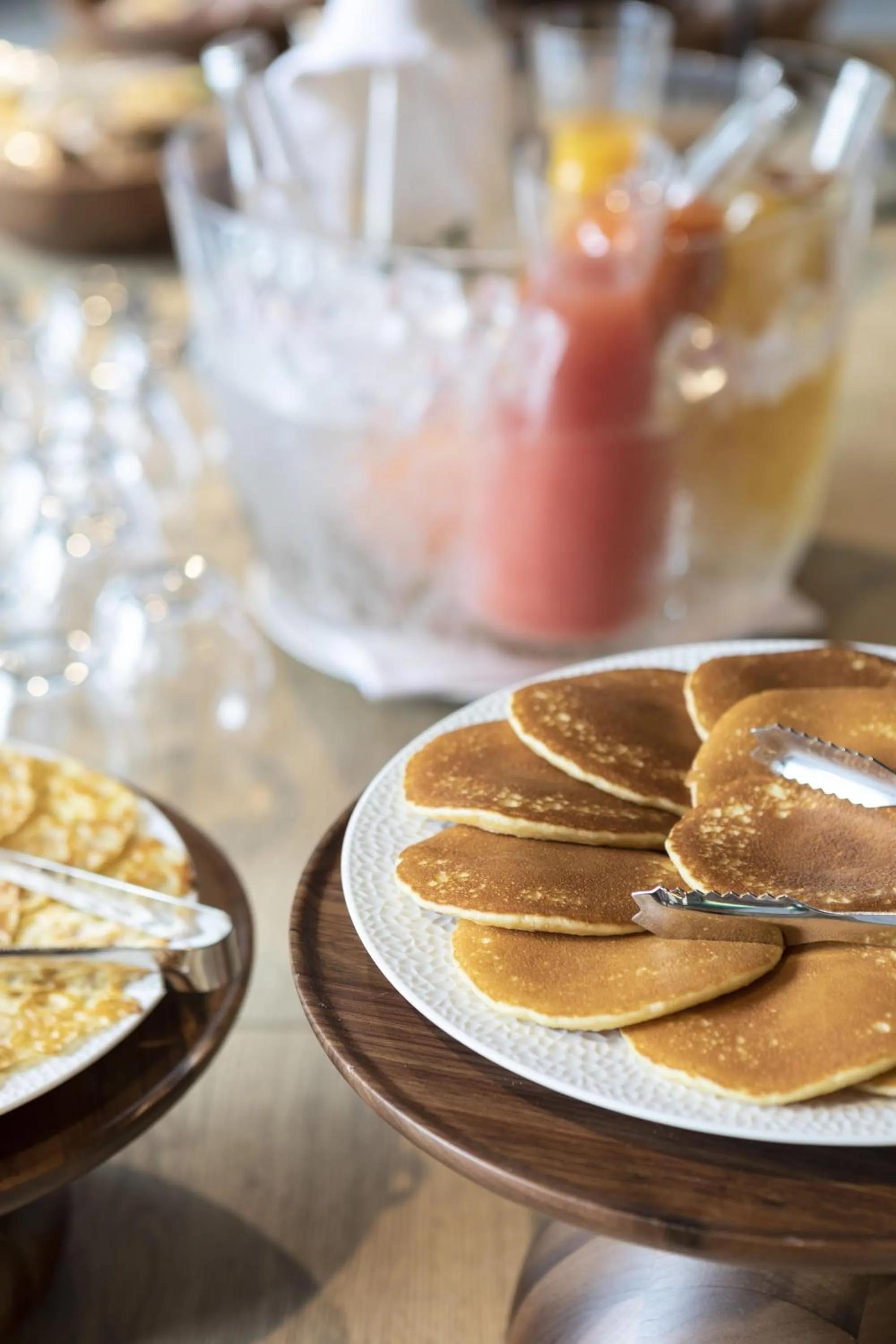 Breakfast in Black Bass Hotel