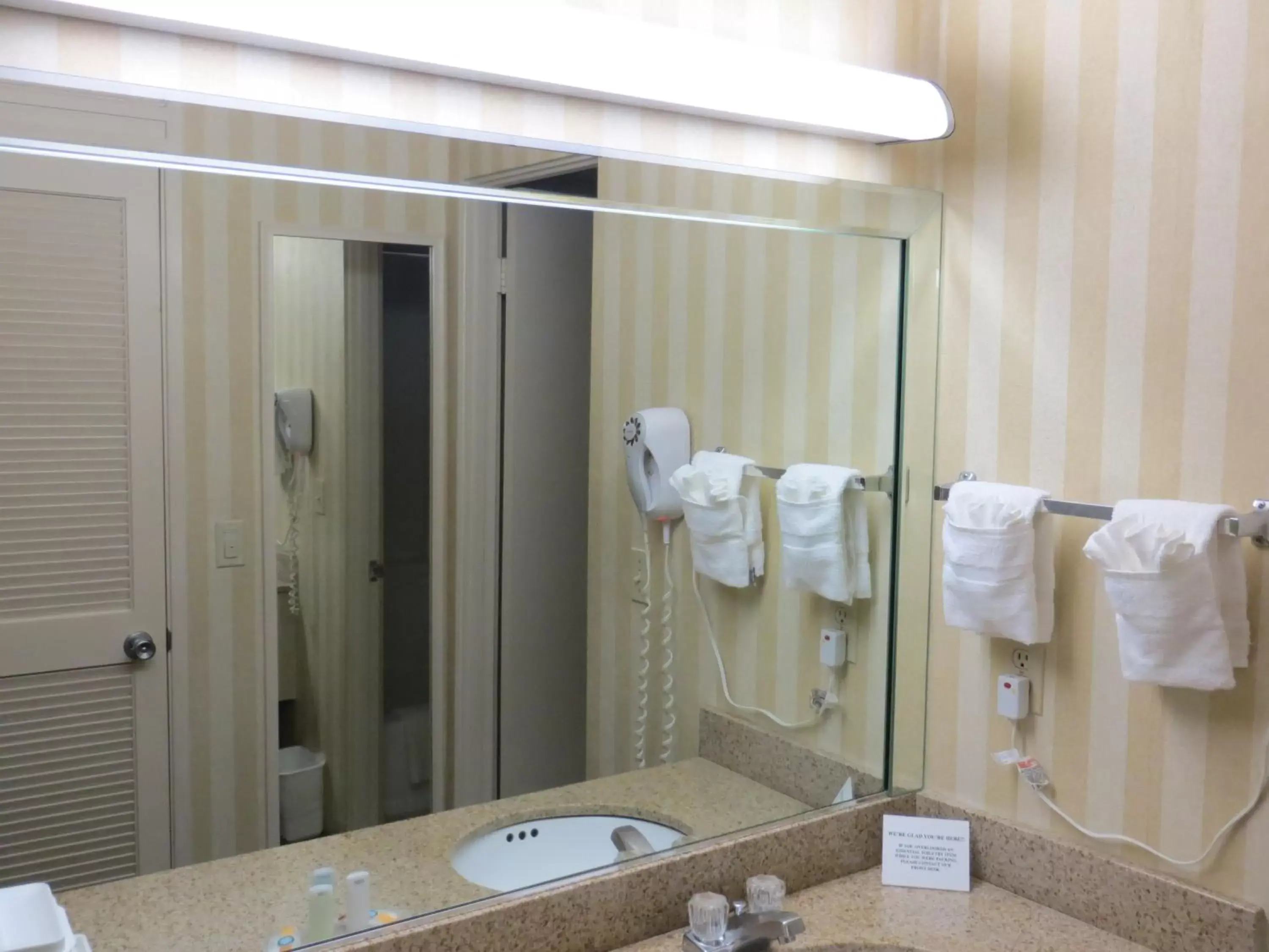 King Suite - Non-Smoking in Travelodge by Wyndham Palm Springs King Suite - Non-Smoking in Travelodge by Wyndham Palm Springs