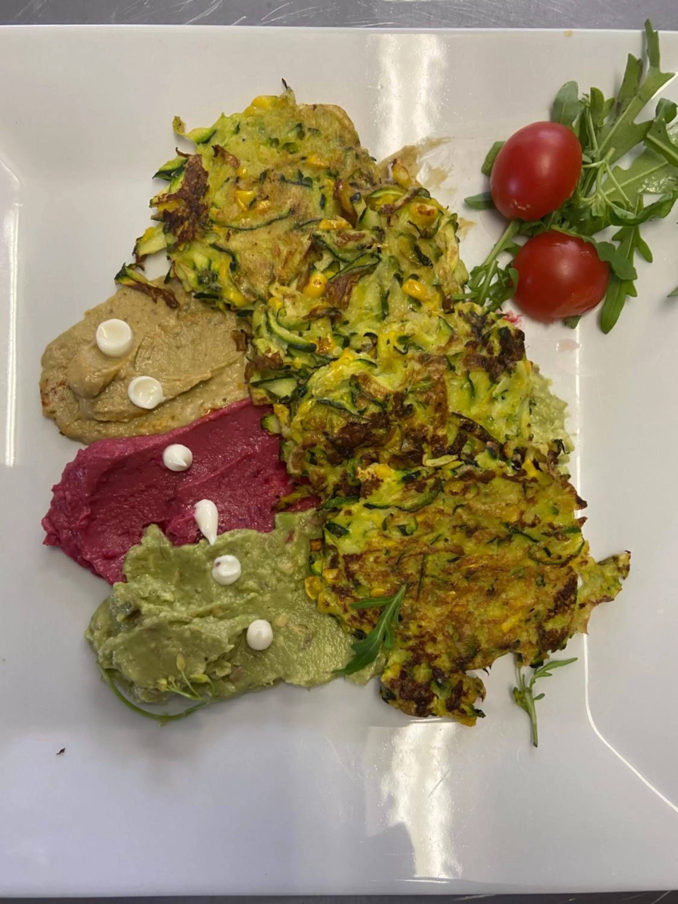 Food in Ettalong Beach motel