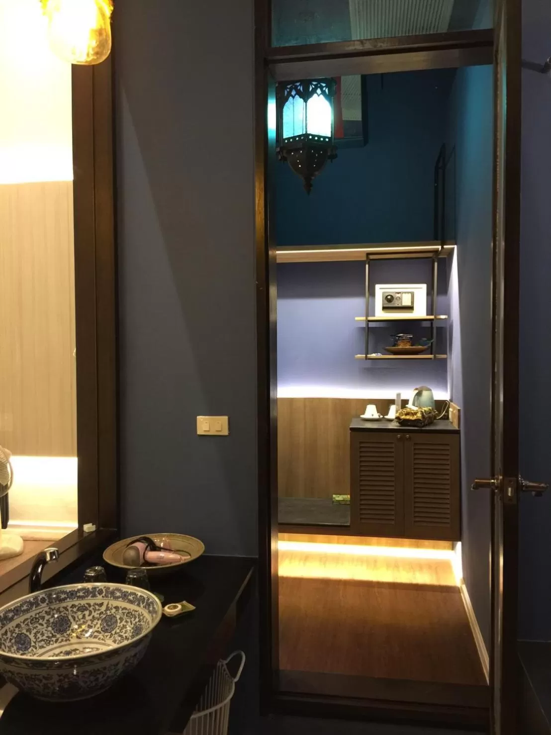 Decorative detail in iuDia Hotel